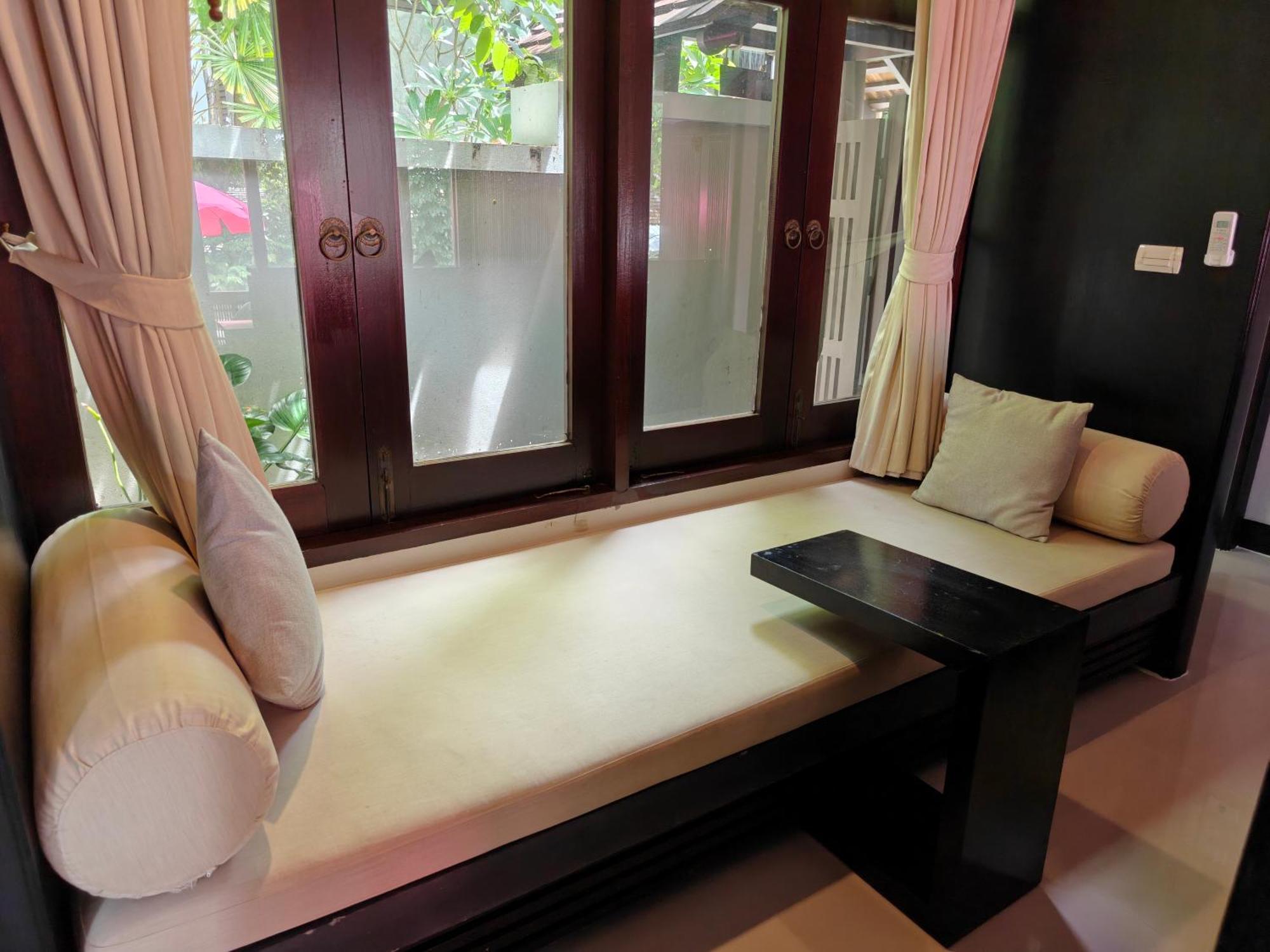 Deluxe Pool Villa Garden View