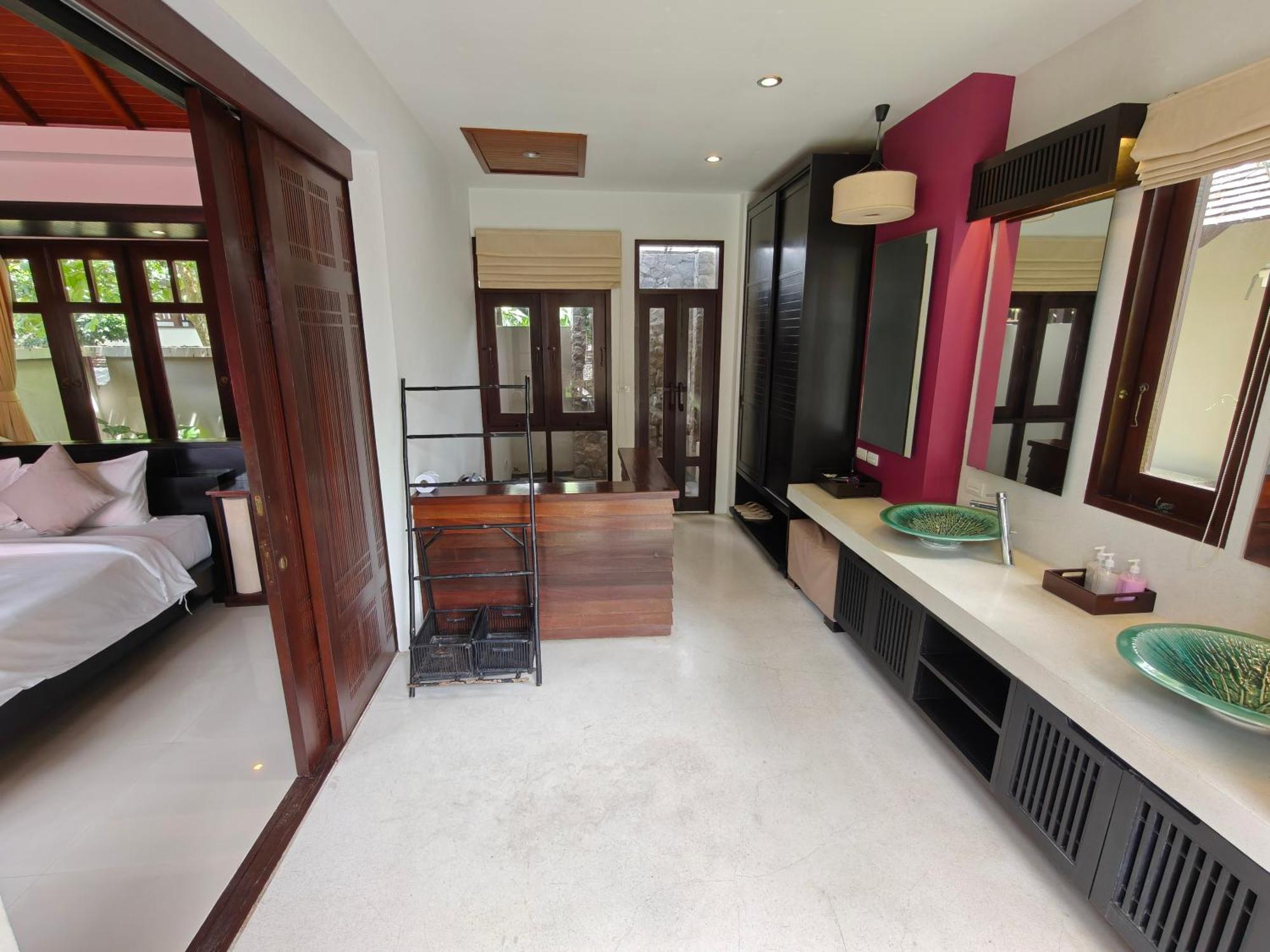 Deluxe Pool Villa Garden View