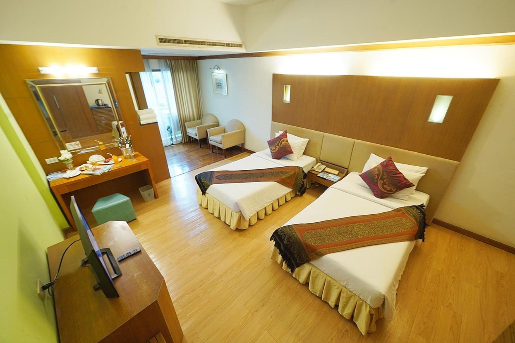 Deluxe Twin Room