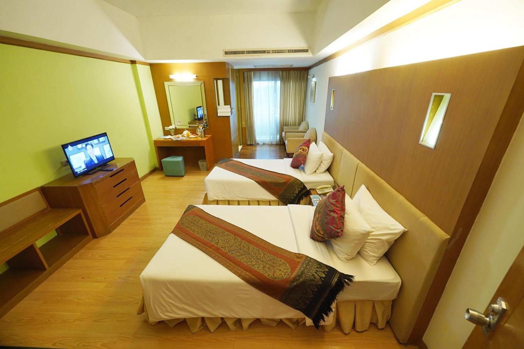 Deluxe Twin Room
