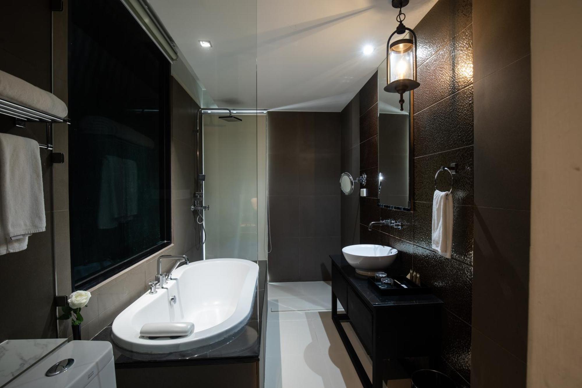 Deluxe Room Room only