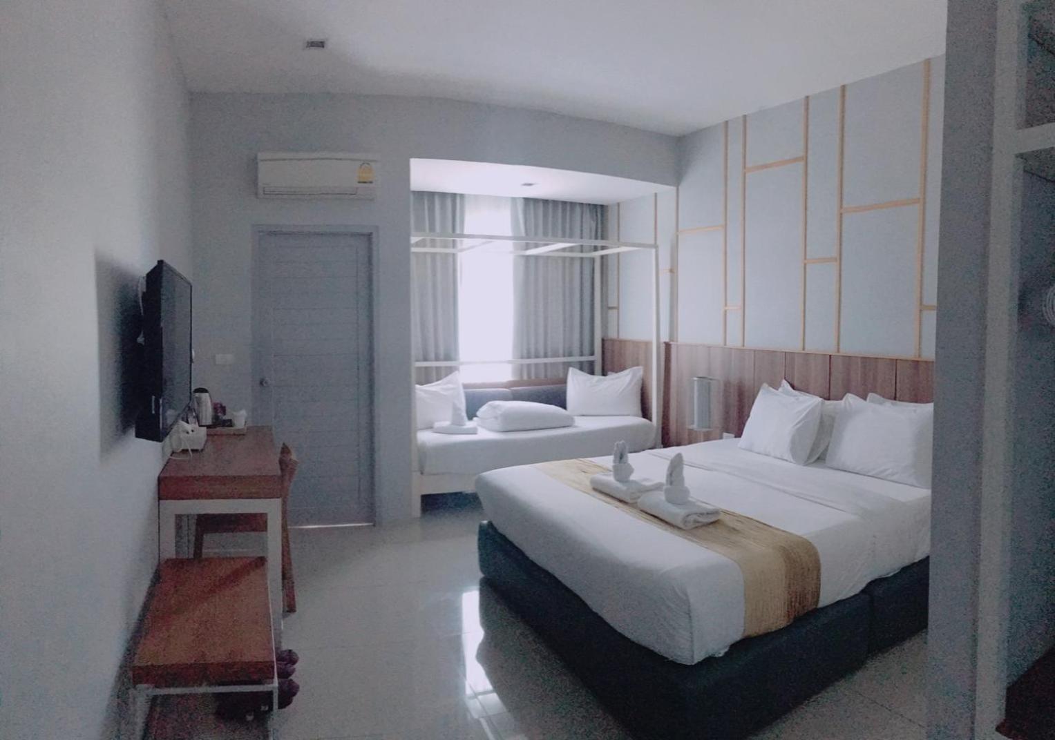Deluxe Triple Room,1693320289:JPEG