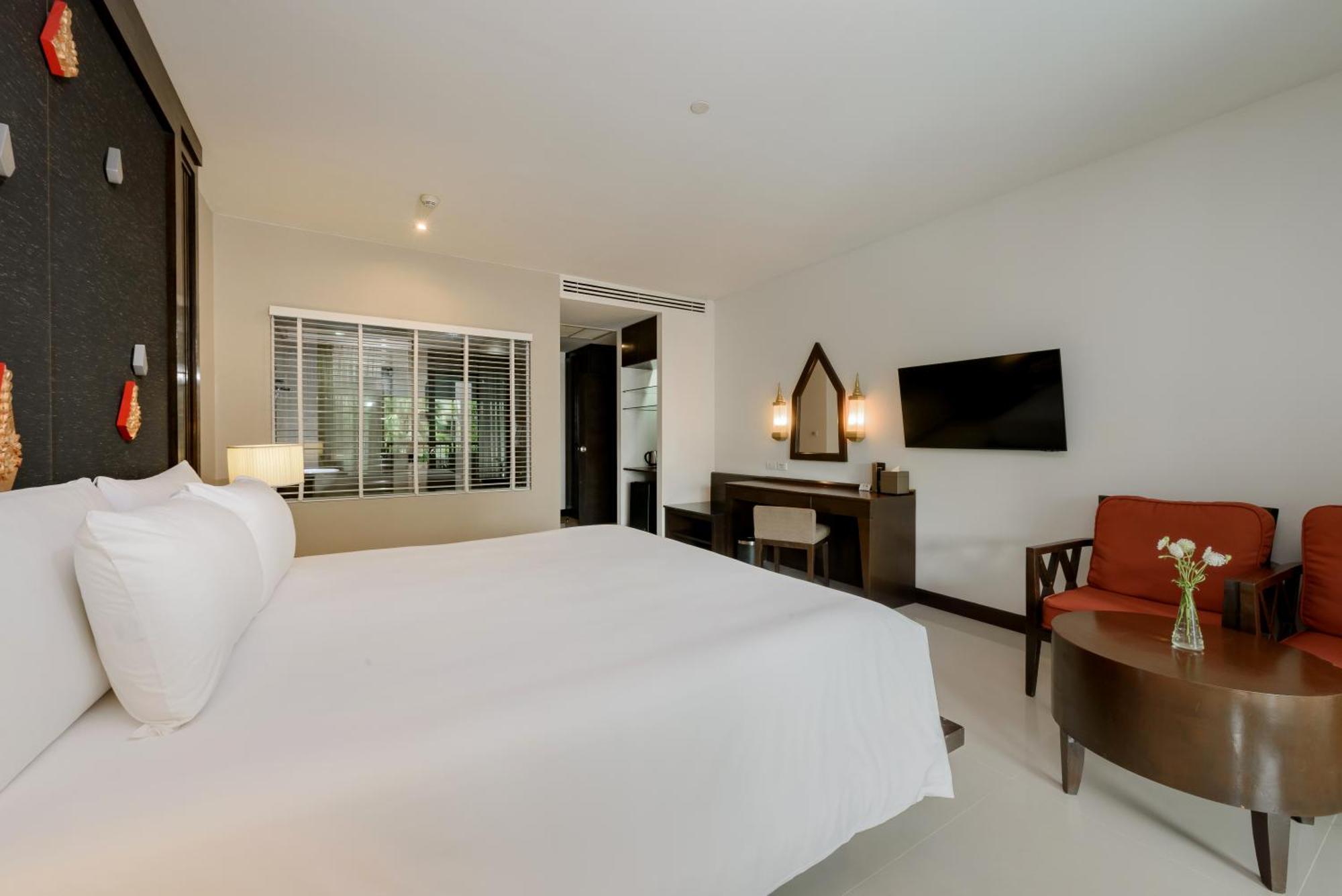 Deluxe King Room