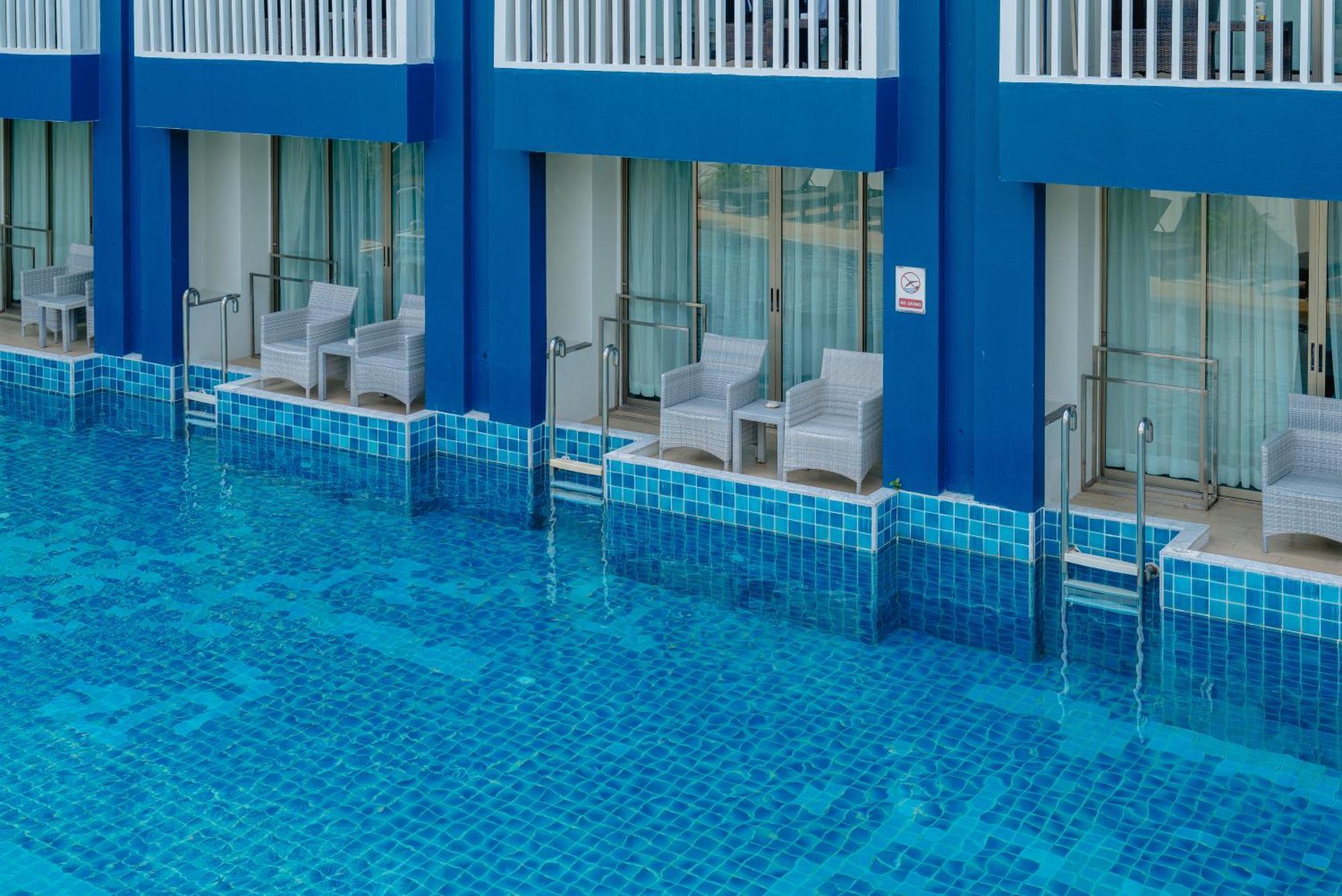 Deluxe Double Room Pool Access,1697805650:JPEG