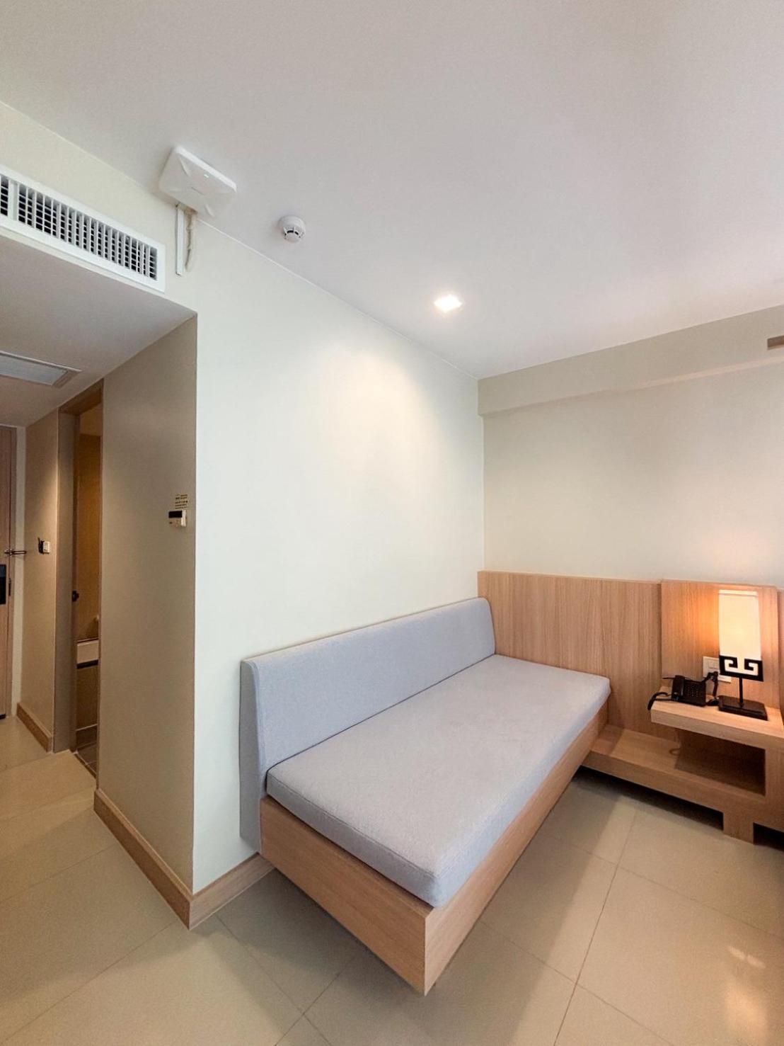 Deluxe Double Room Pool Access