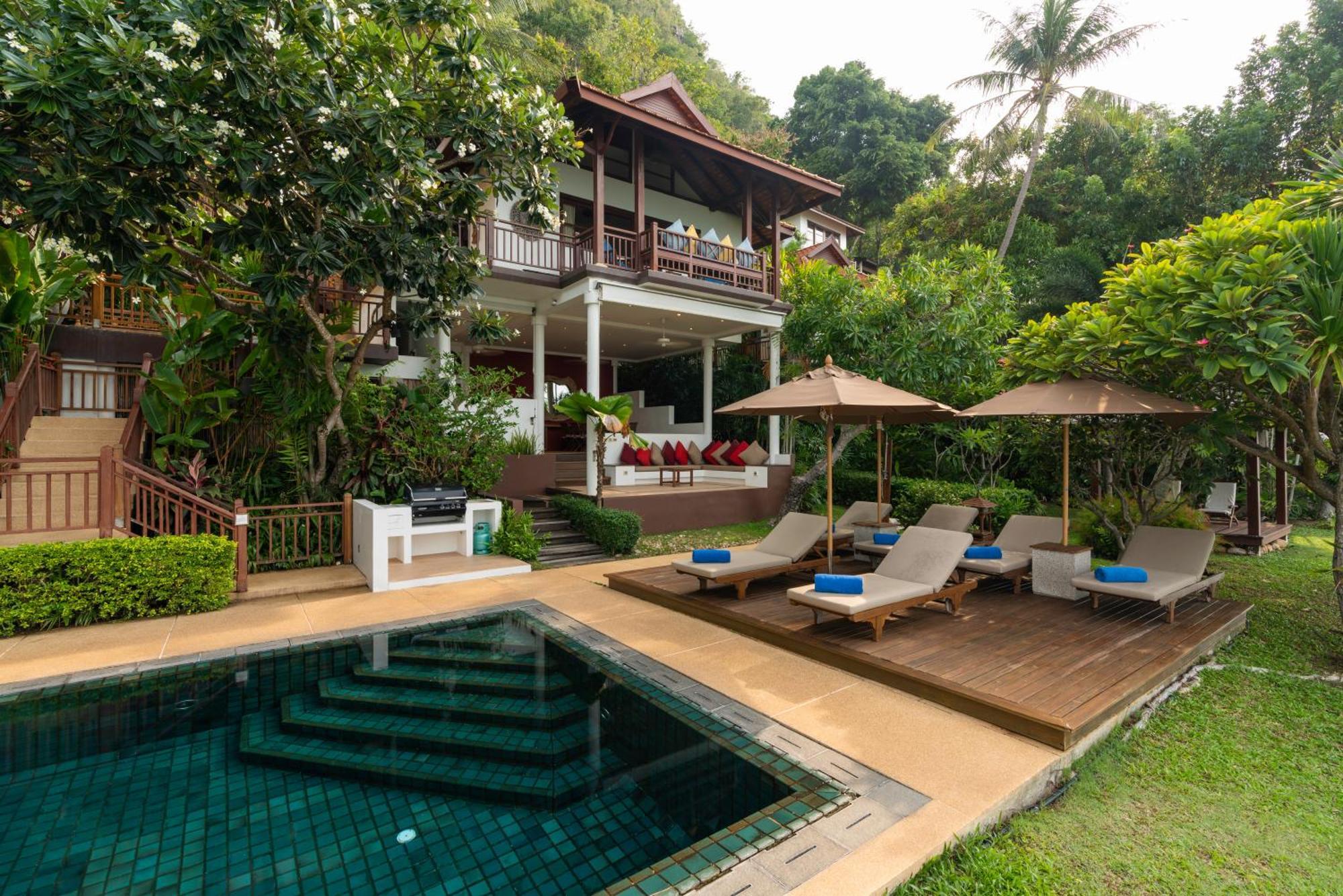 Two Bedroom Oceanfront Pool Residence