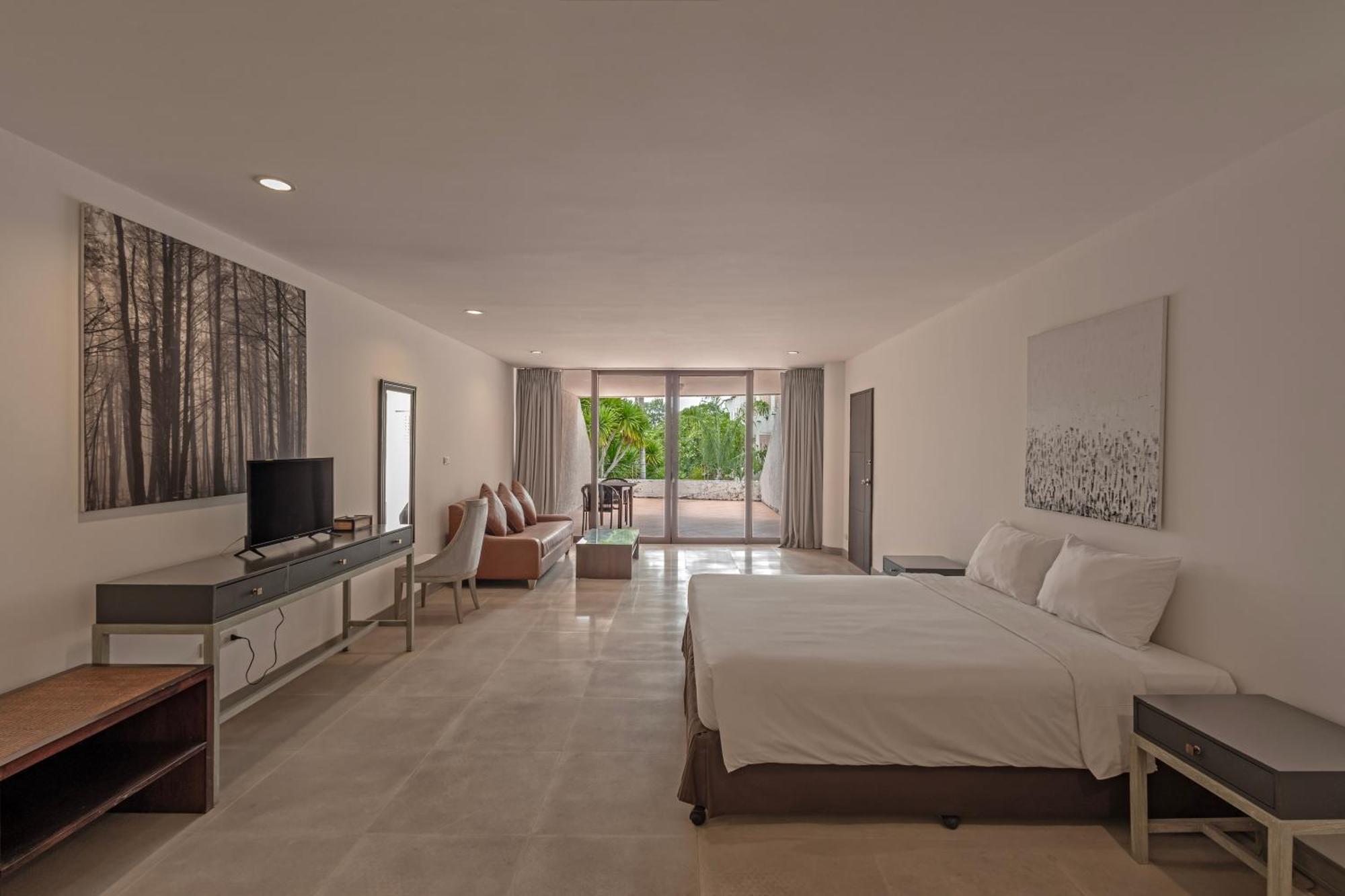 Junior Suite Twin,1697884291:JPEG