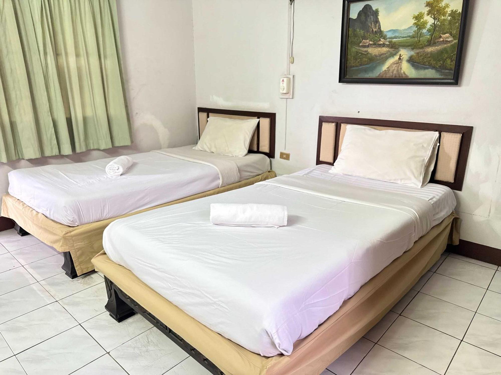 Economy Twin Room,1698154039:JPEG