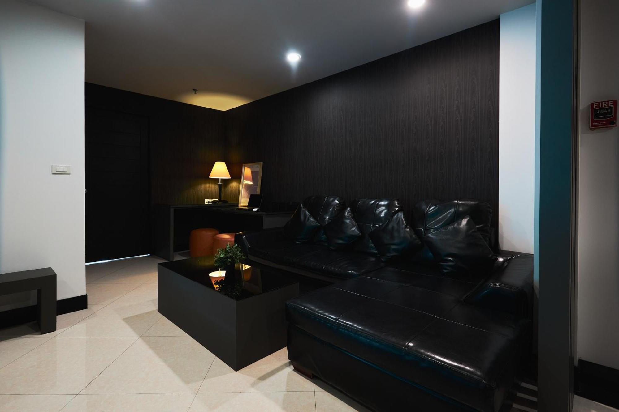 Two-Bedroom Suite