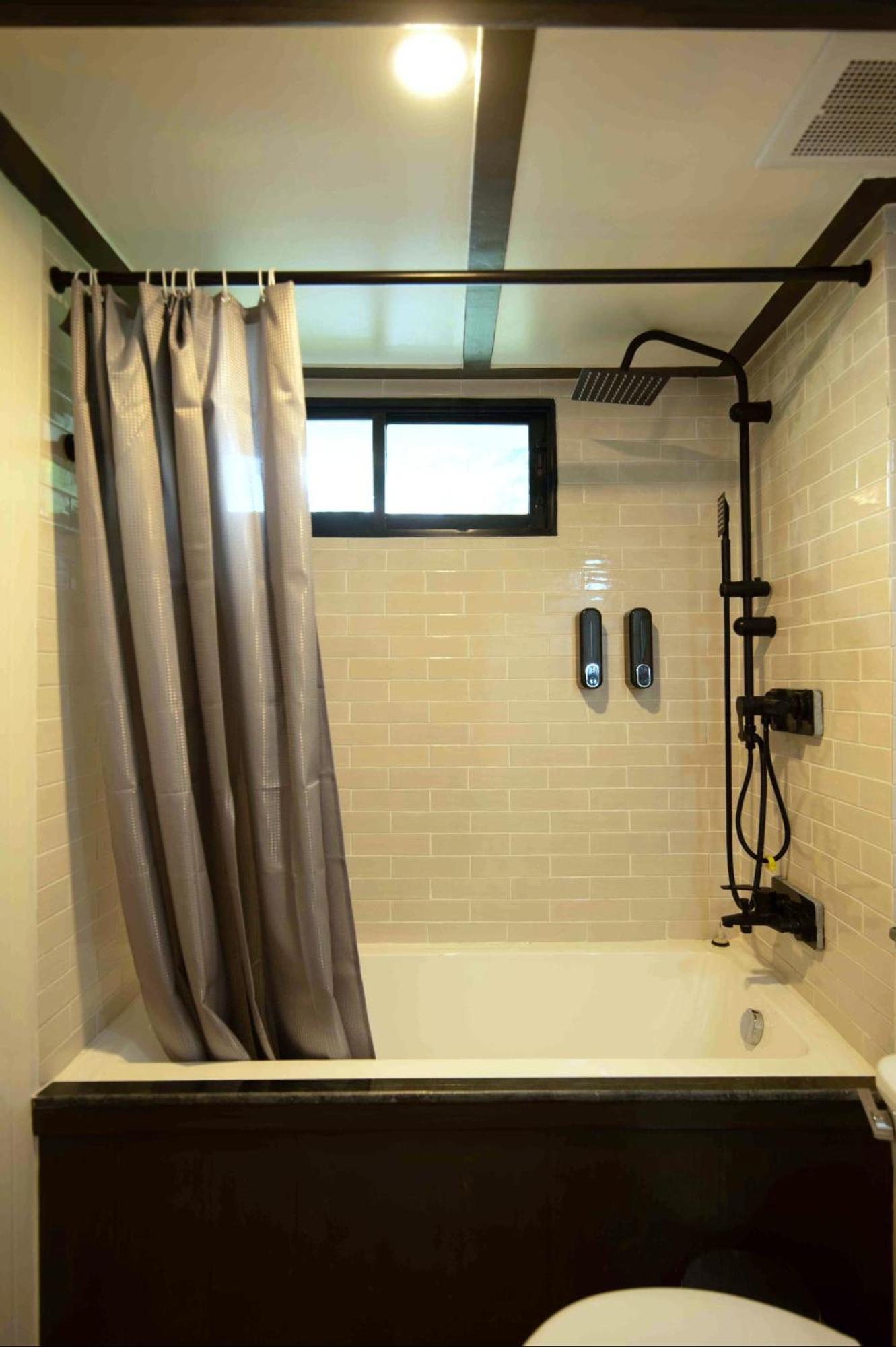 Double Room Private Bathroom