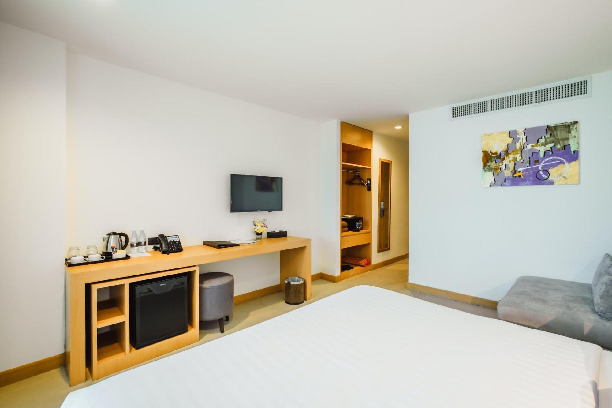 Superior King Room
