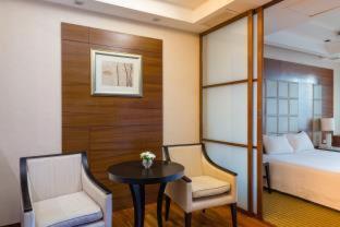 Executive Suite Spa Bath