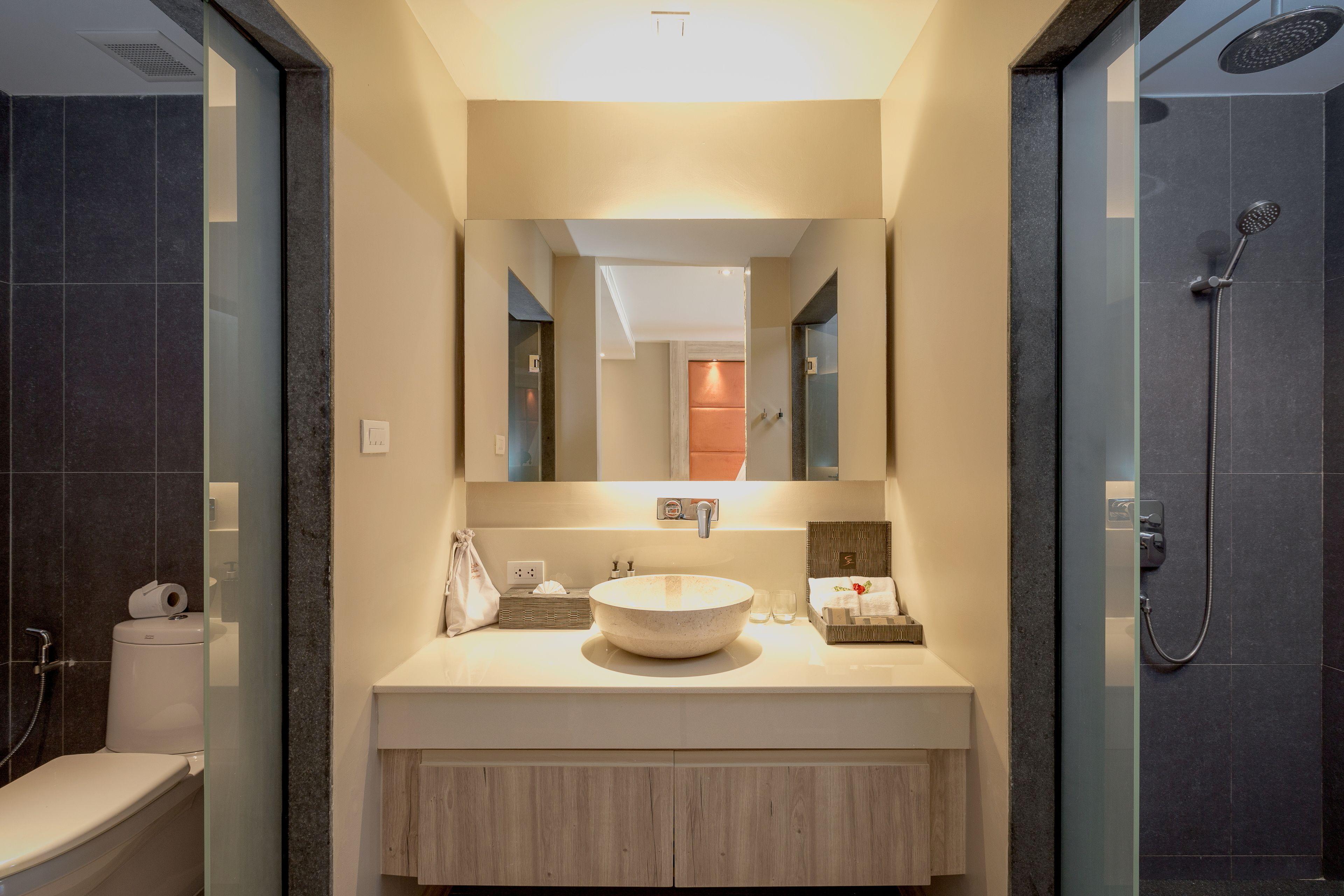 Sea View Jacuzzi Romance Suite