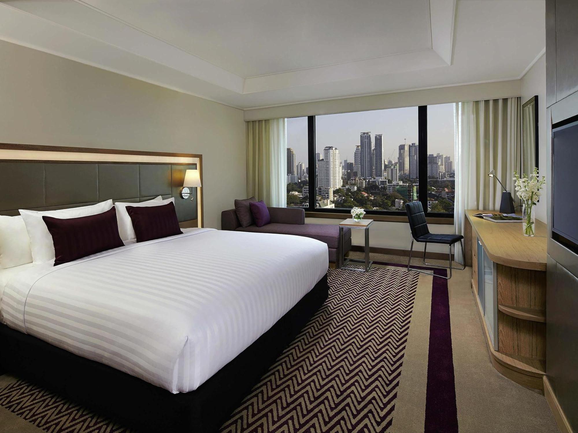 Deluxe Room with 1 King Bed - 20% off on Food & Beverages,1729998411:JPEG
