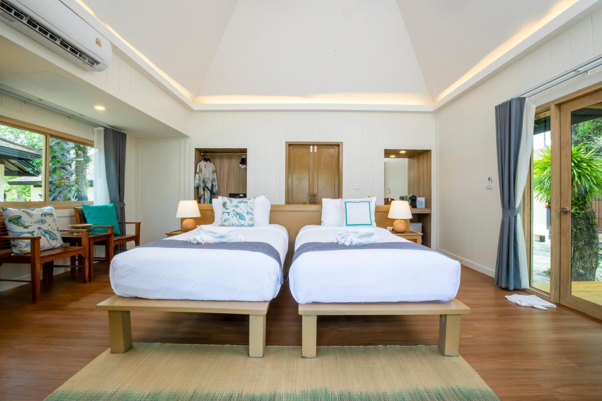 Premier Villa Twin 2nd Row