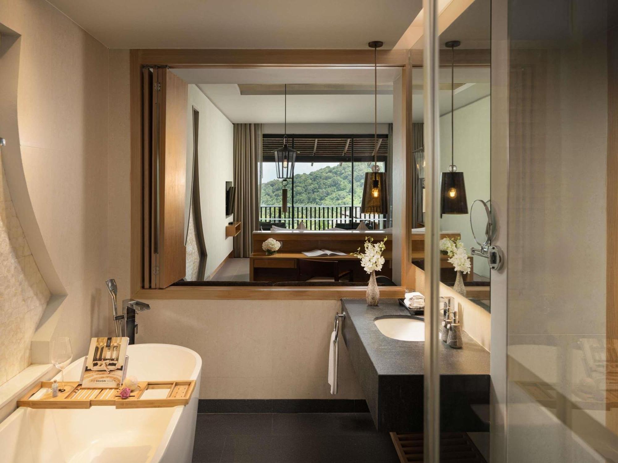 Premier King Room