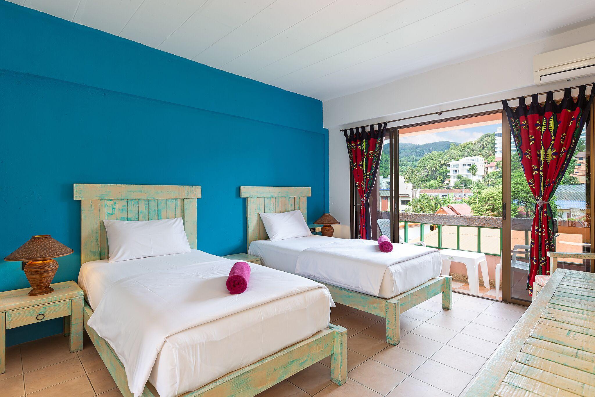 Standard Twin Room