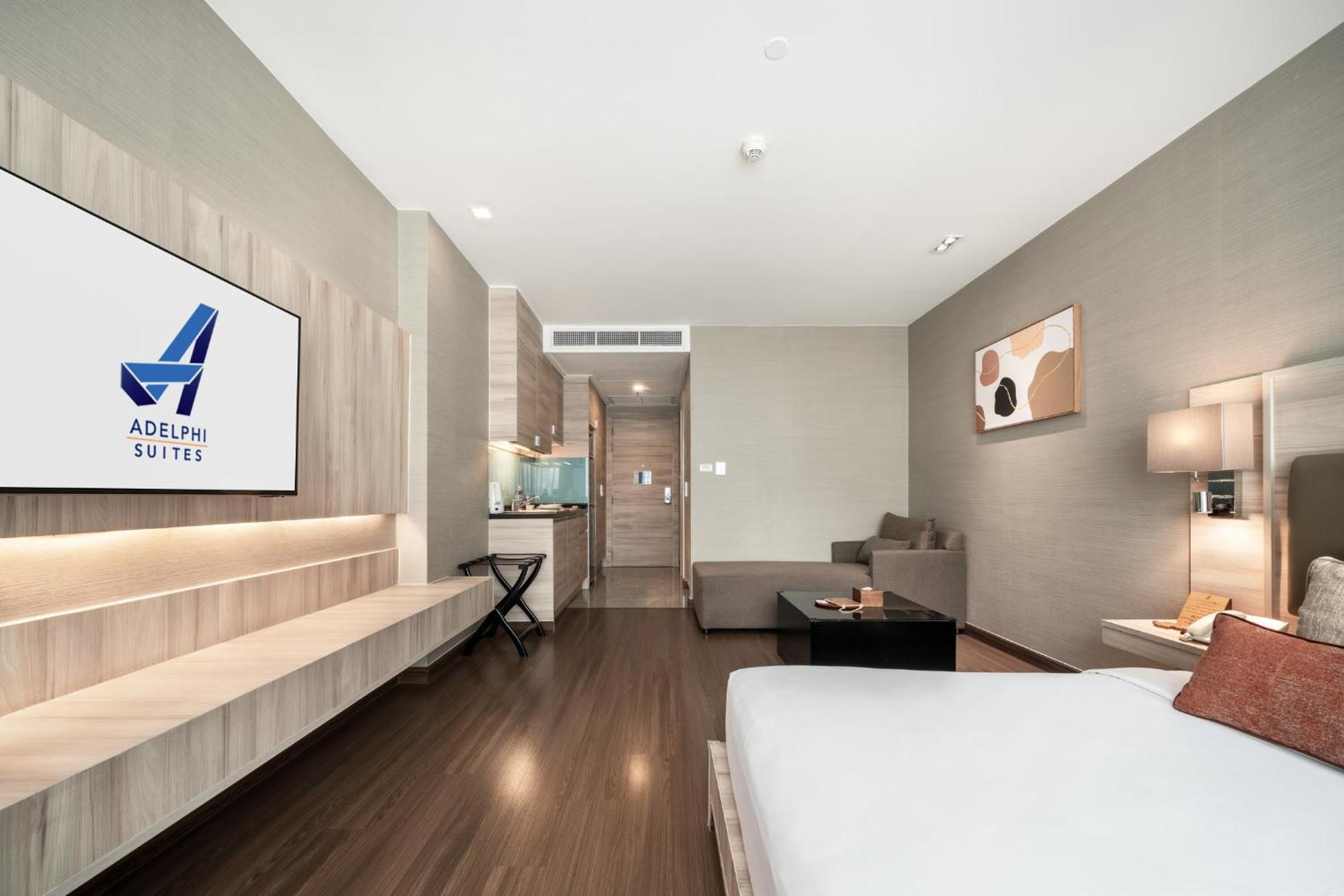 Studio King Room