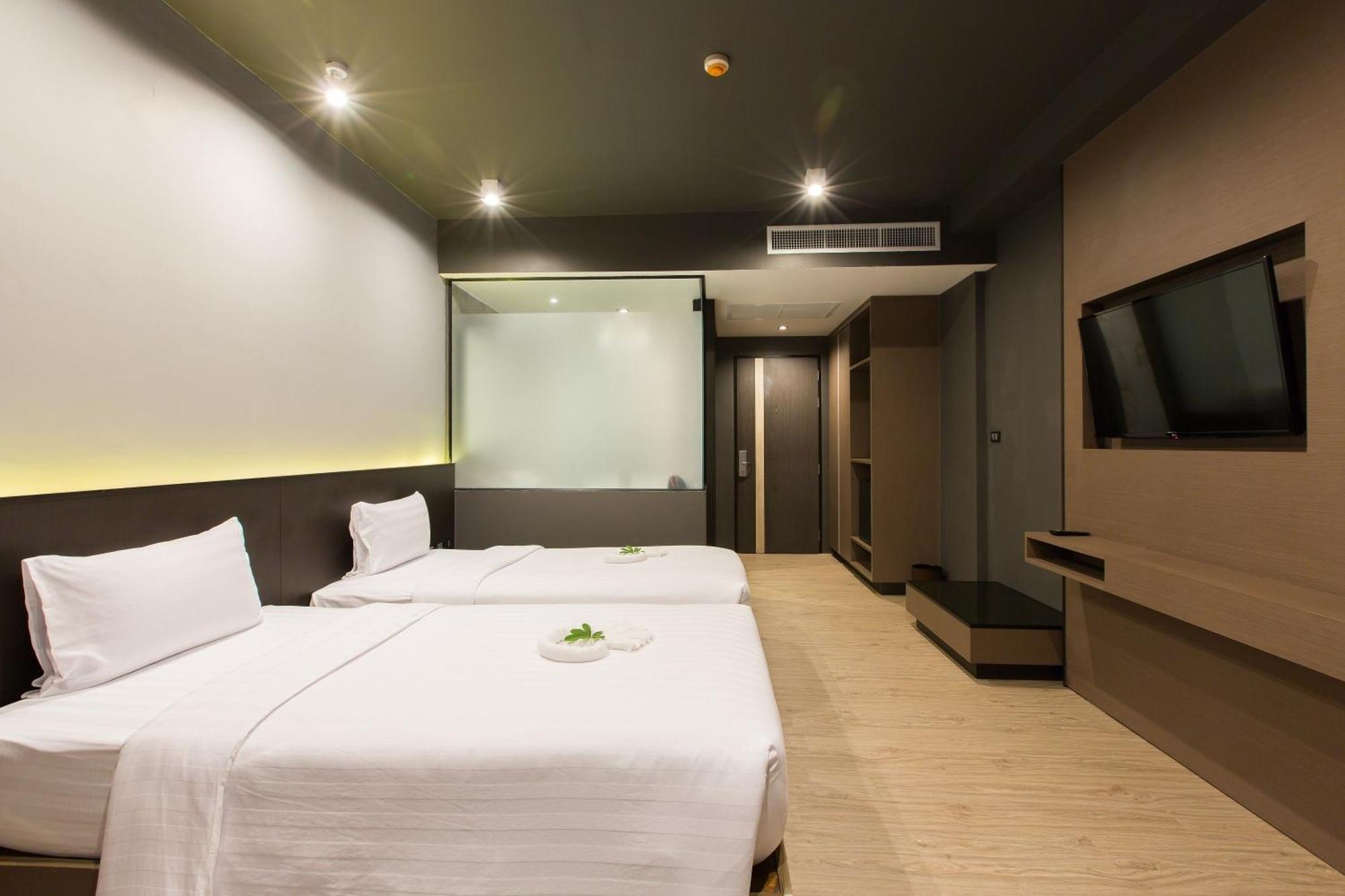 Deluxe Double or Twin Room,1546909306:JPEG