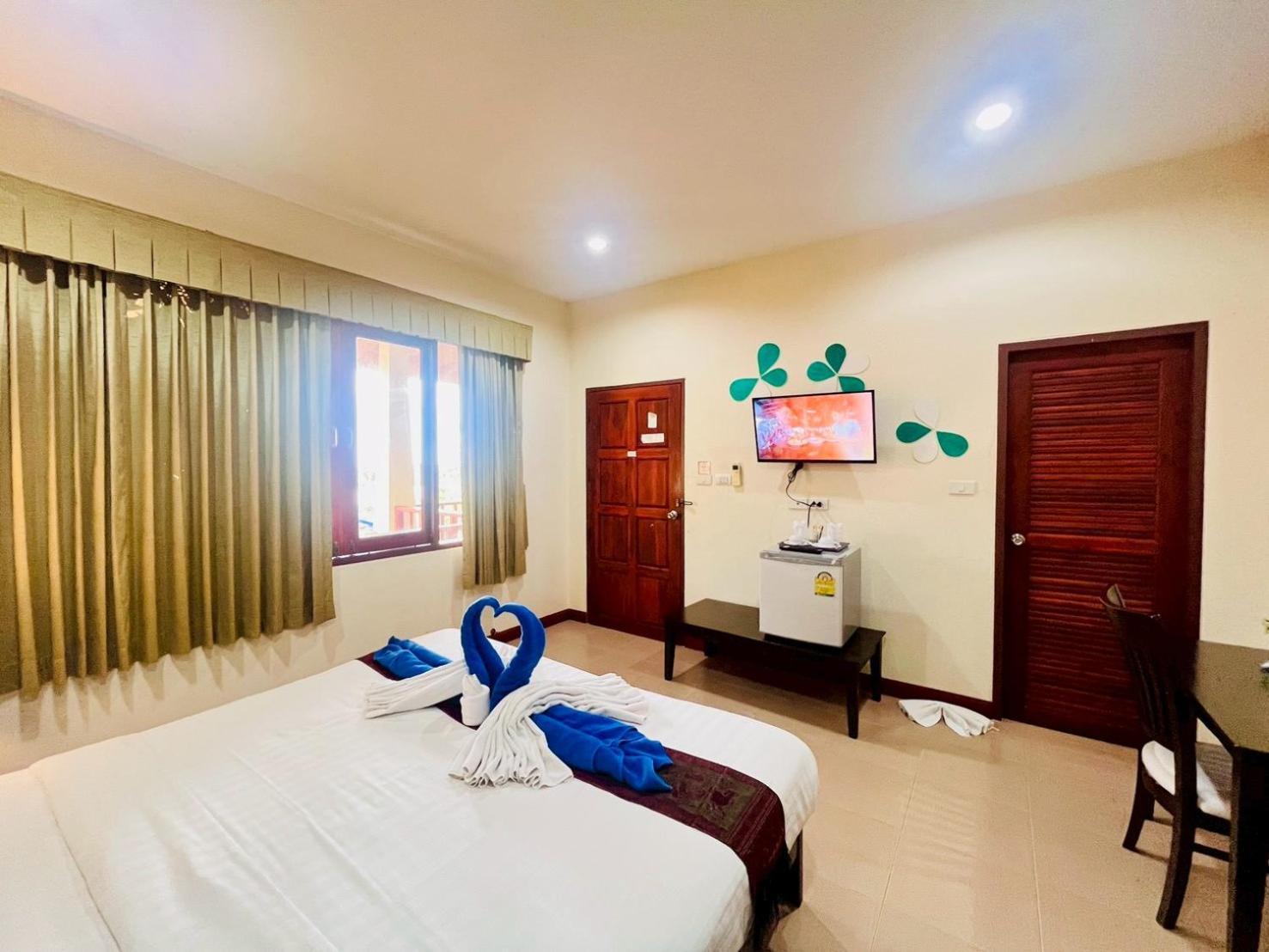 Double Room Private Bathroom