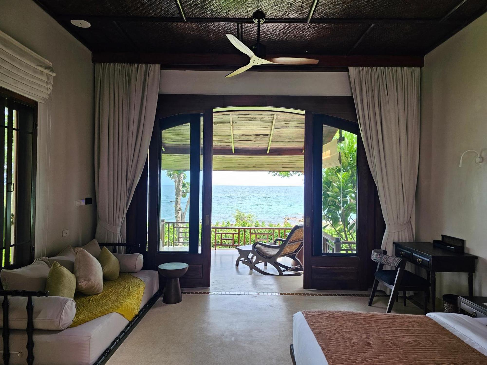 Deluxe Double or Twin Room Sea View