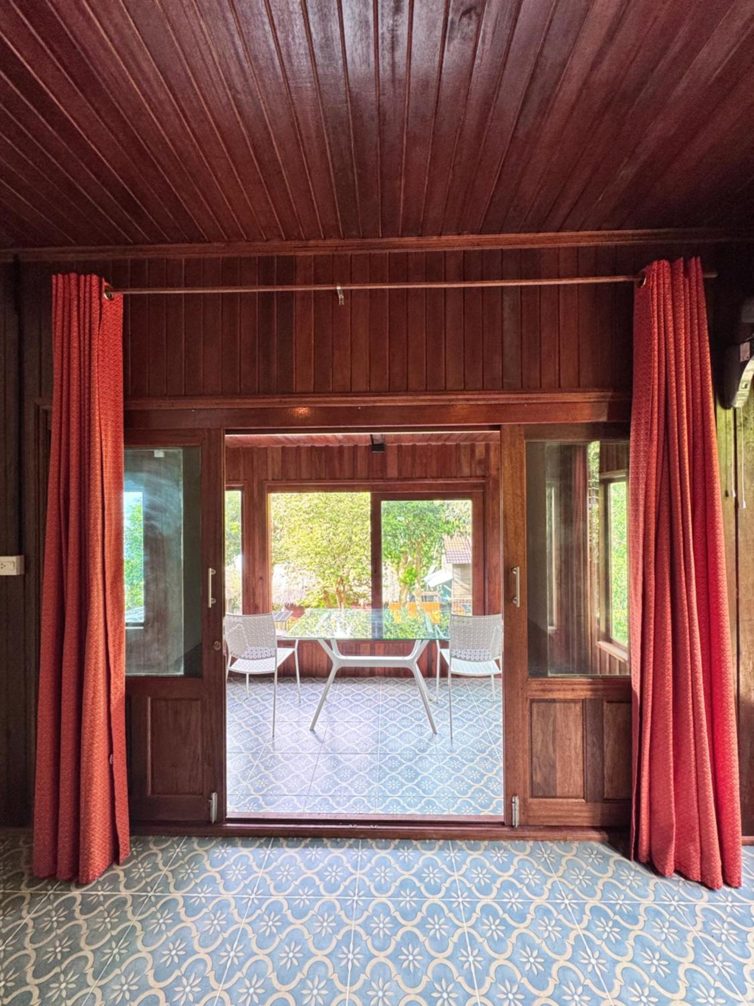 Garden Chalet