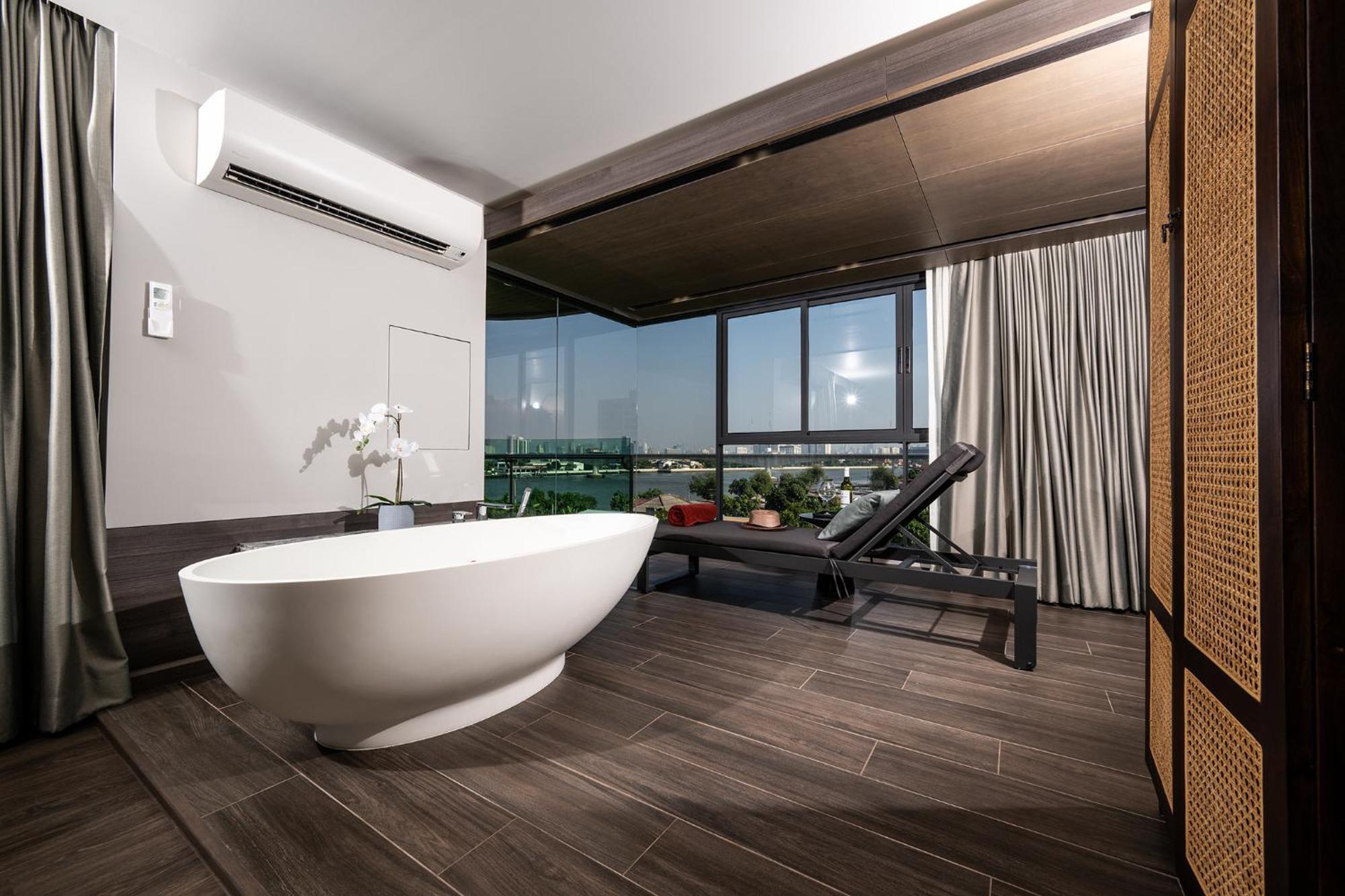 Deluxe Double Room Balcony