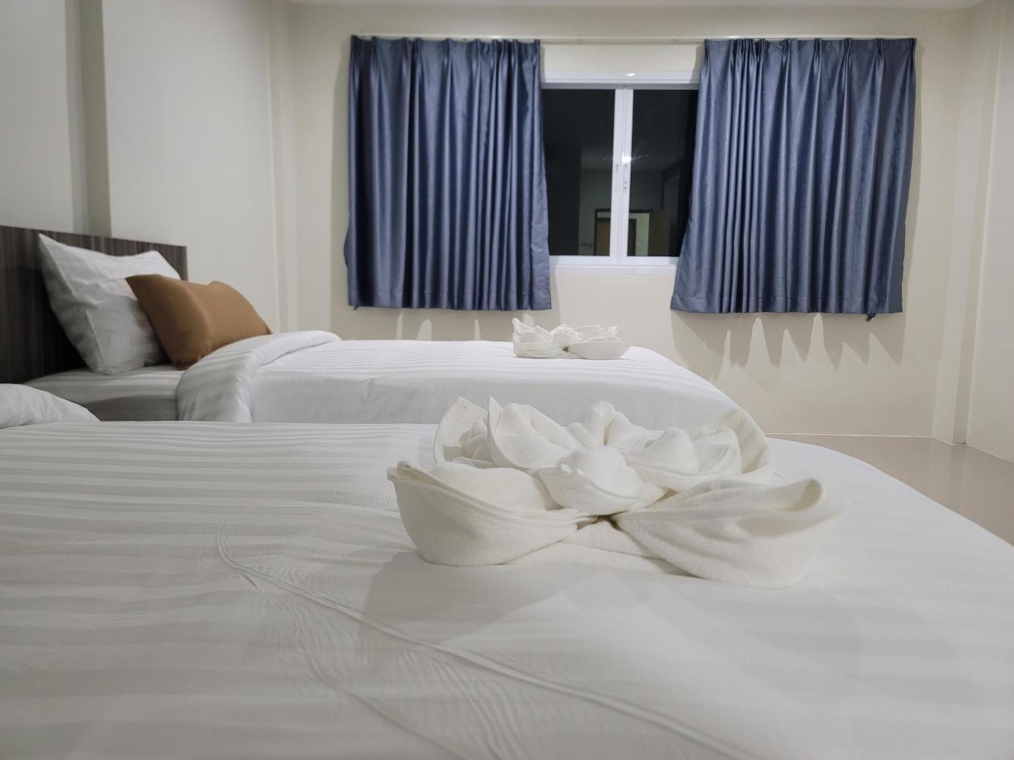 Twin Room with View