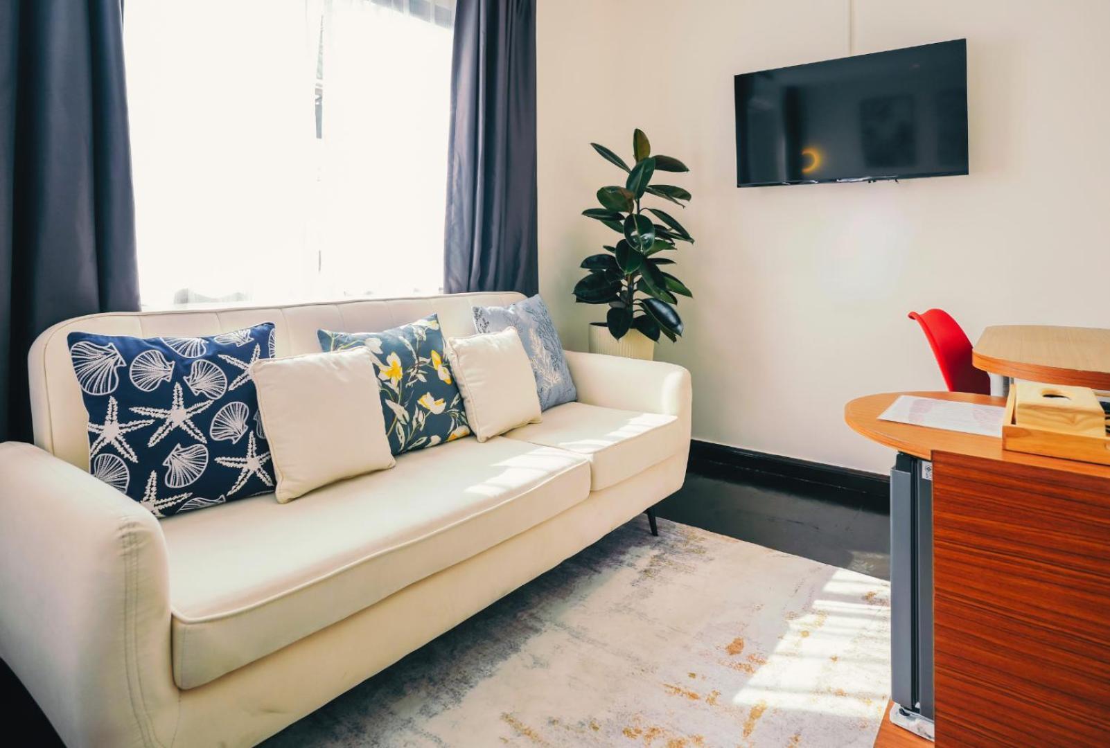 Superior King Room