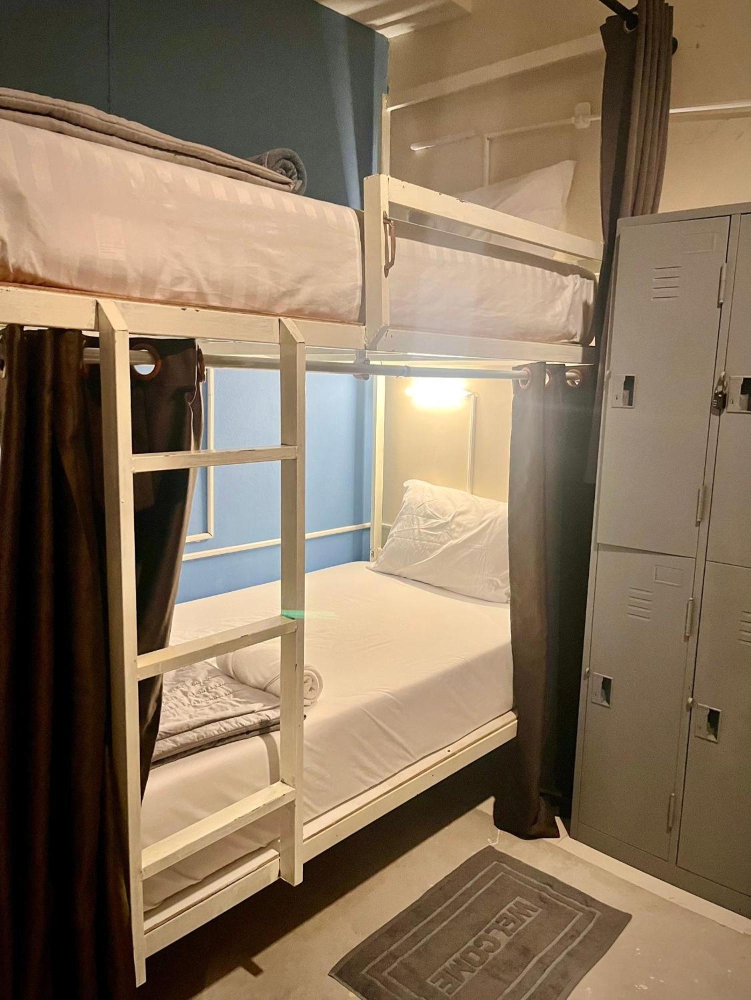Bed 4-Bed Mixed Dormitory Room