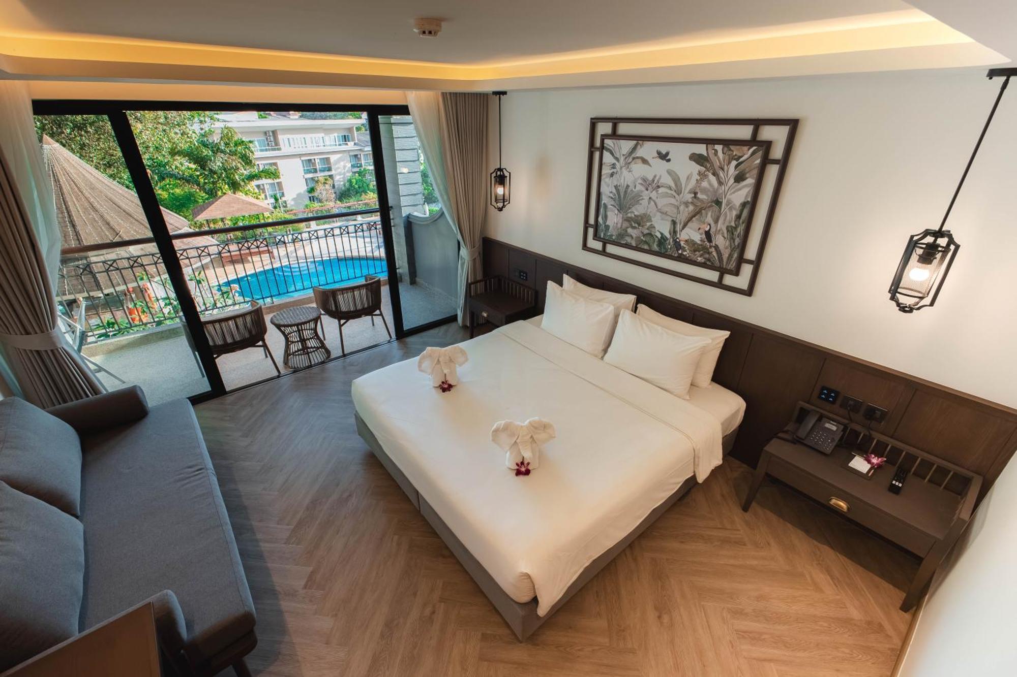 Junior Suite Pool View,1742613933:JPEG