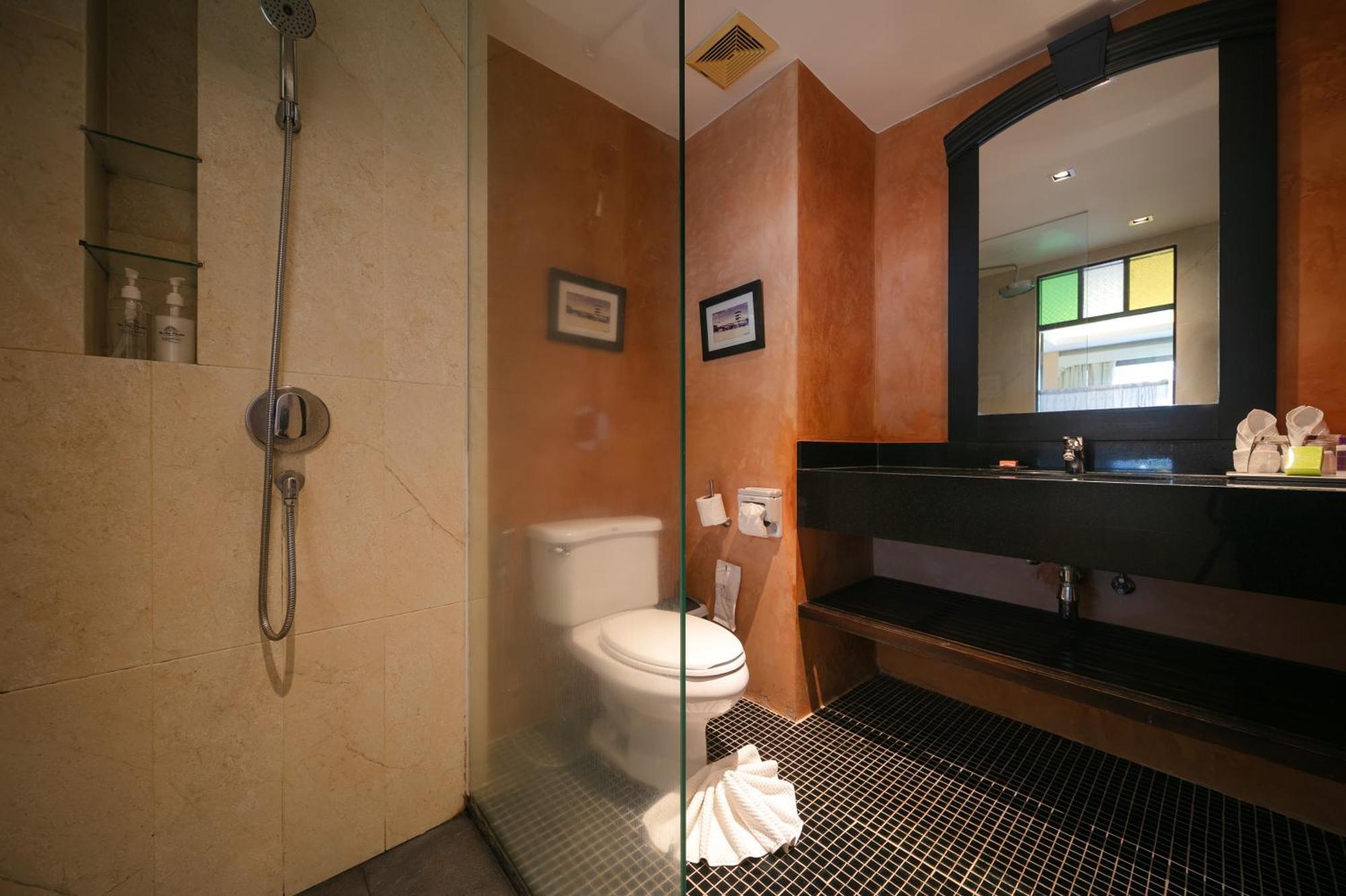Deluxe Double or Twin Room Balcony Sino Wing