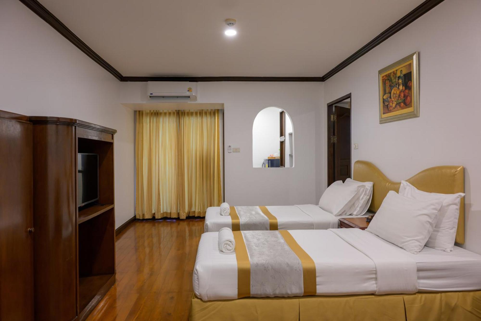 Two-Bedroom Suite