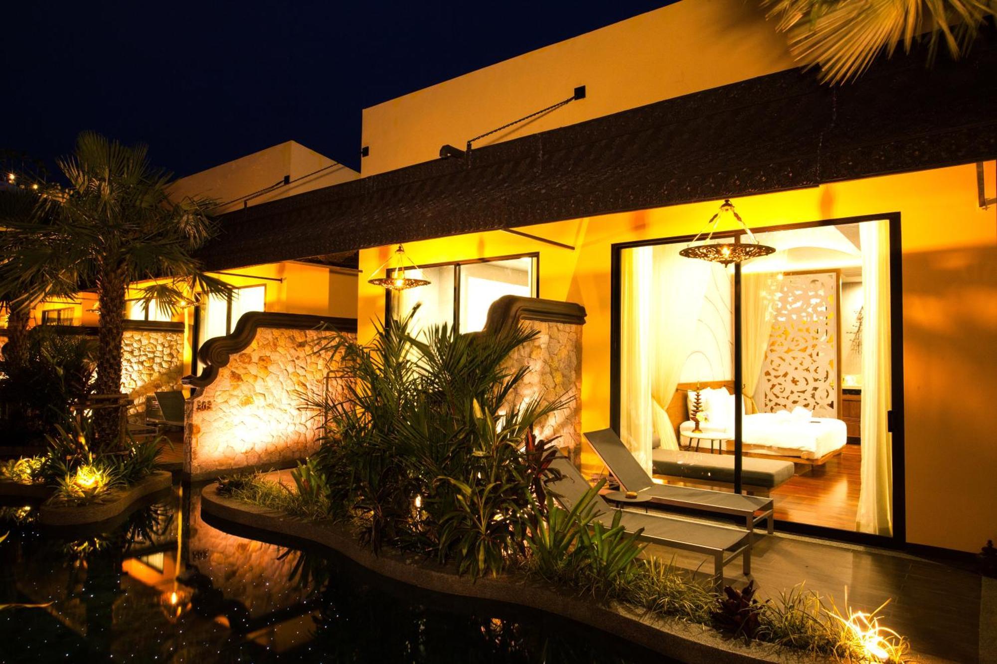 Double or Twin Room Swimming Pool Access