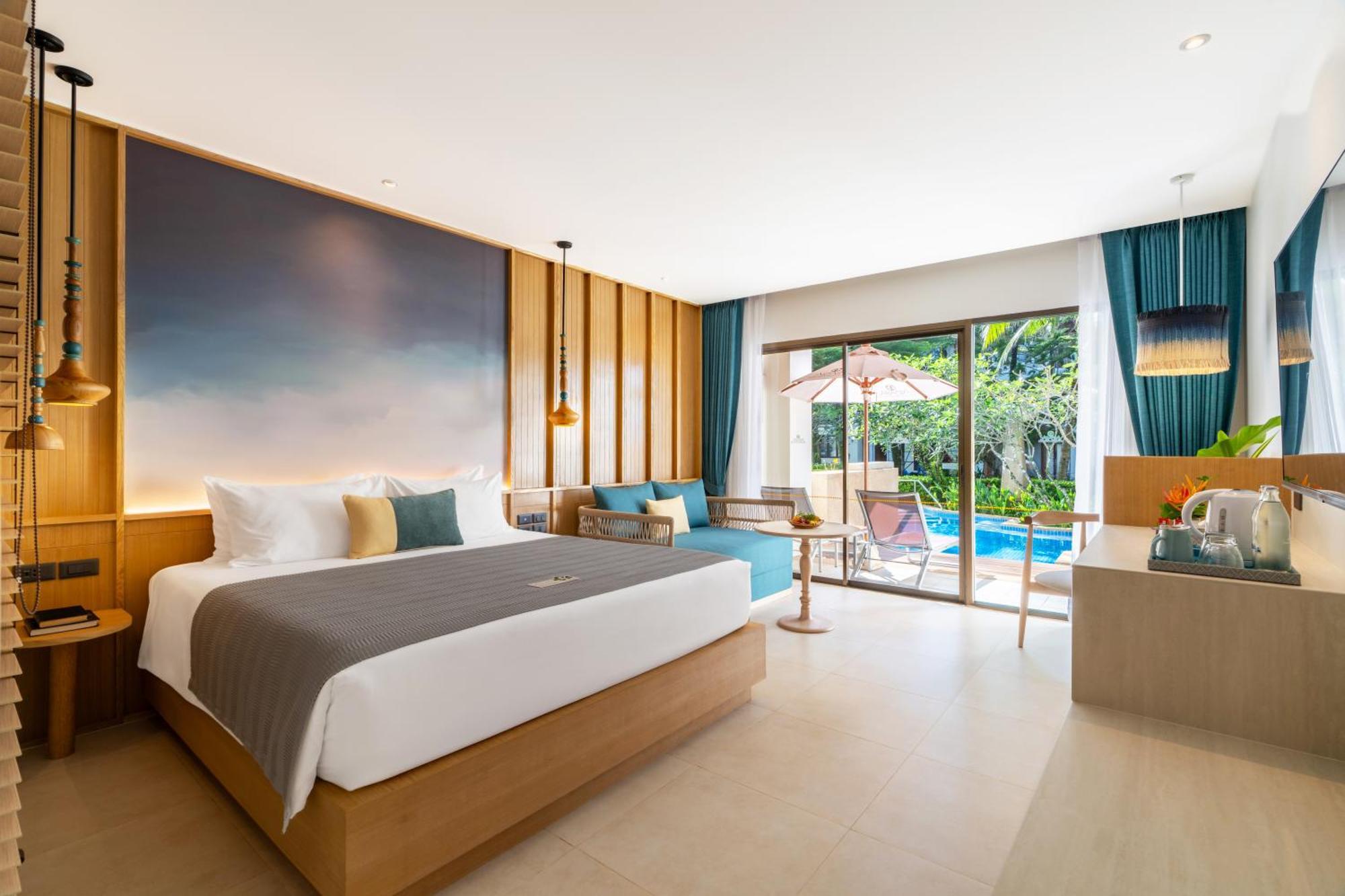 Double Room Pool Access