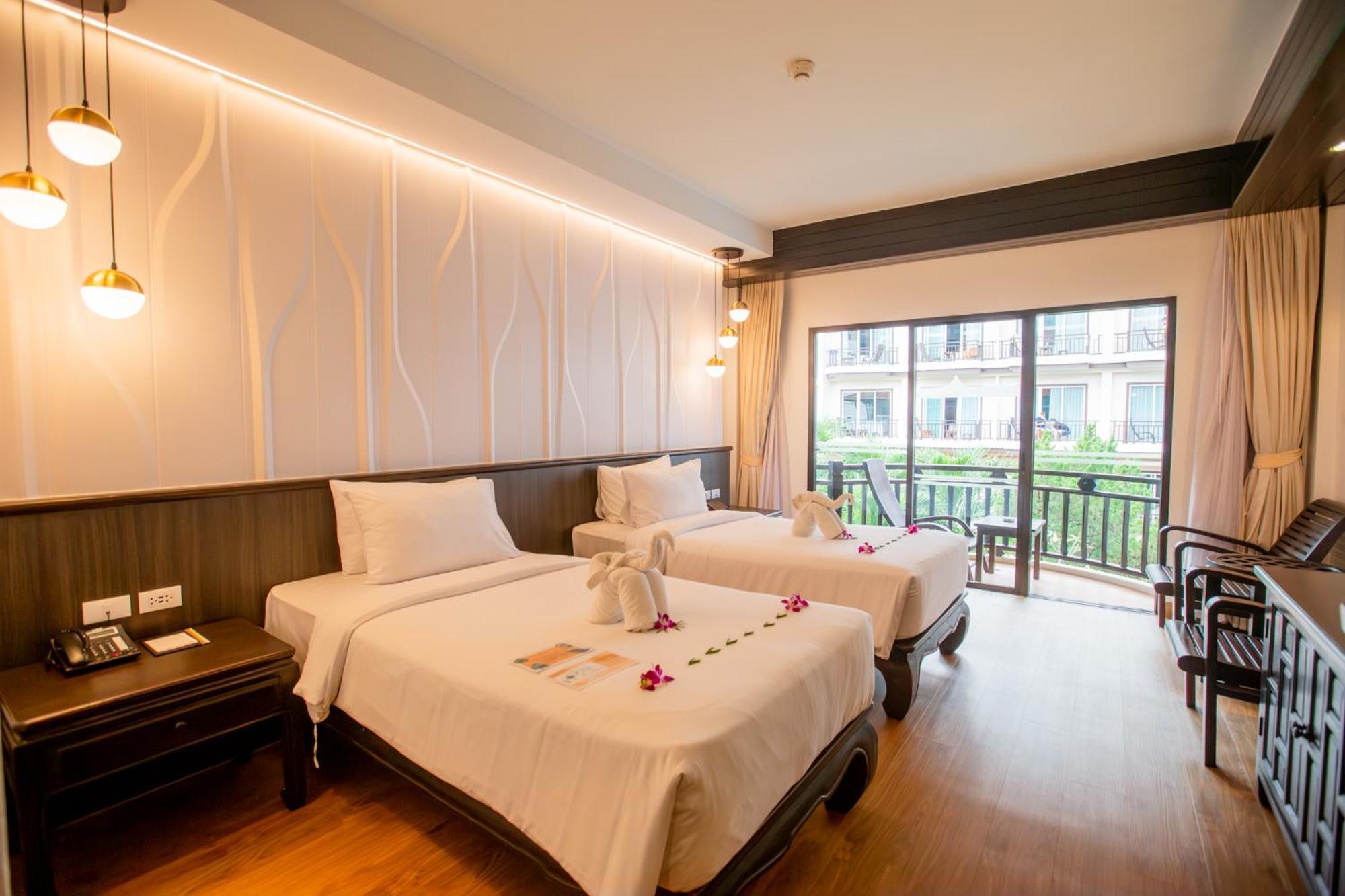 Deluxe Double or Twin Room with Pool View,1742645802:JPEG