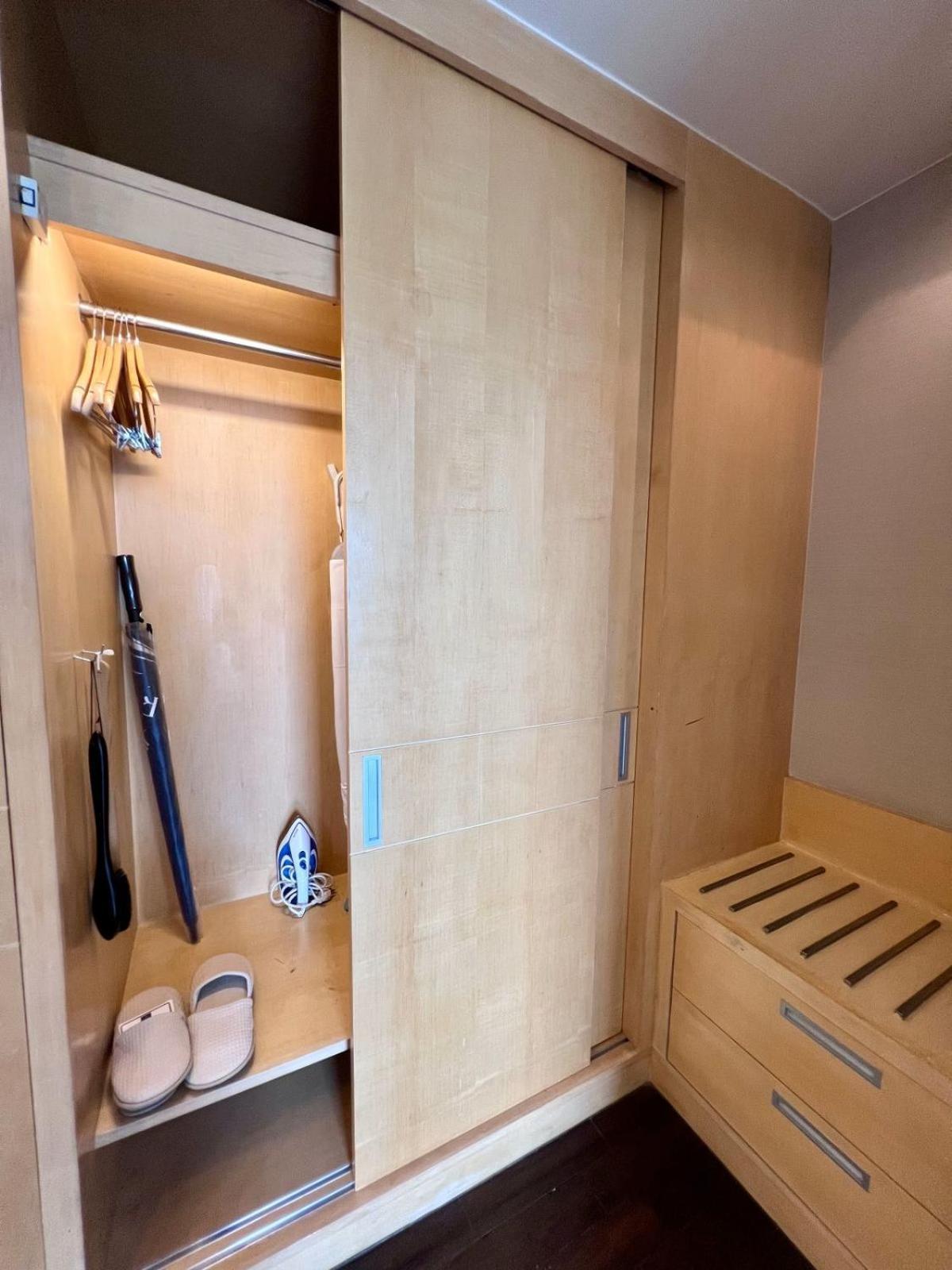 Premium One Bedroom Suite Lake View