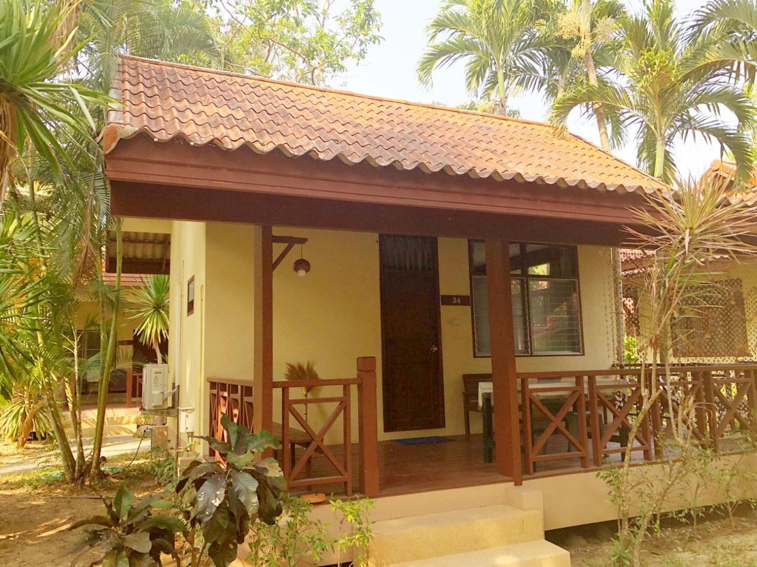 Superior One-Bedroom Bungalow