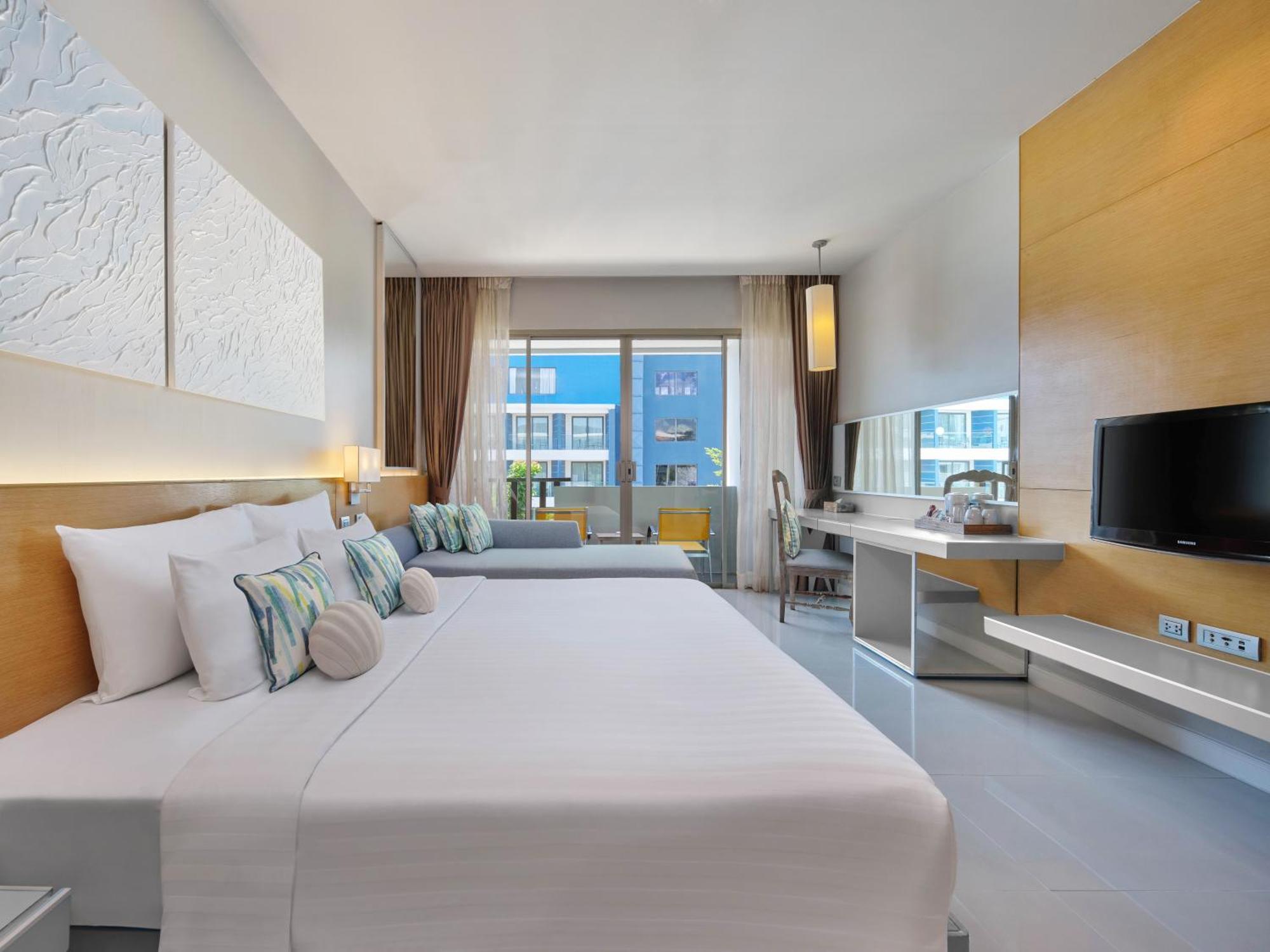 Plaza Room [King]