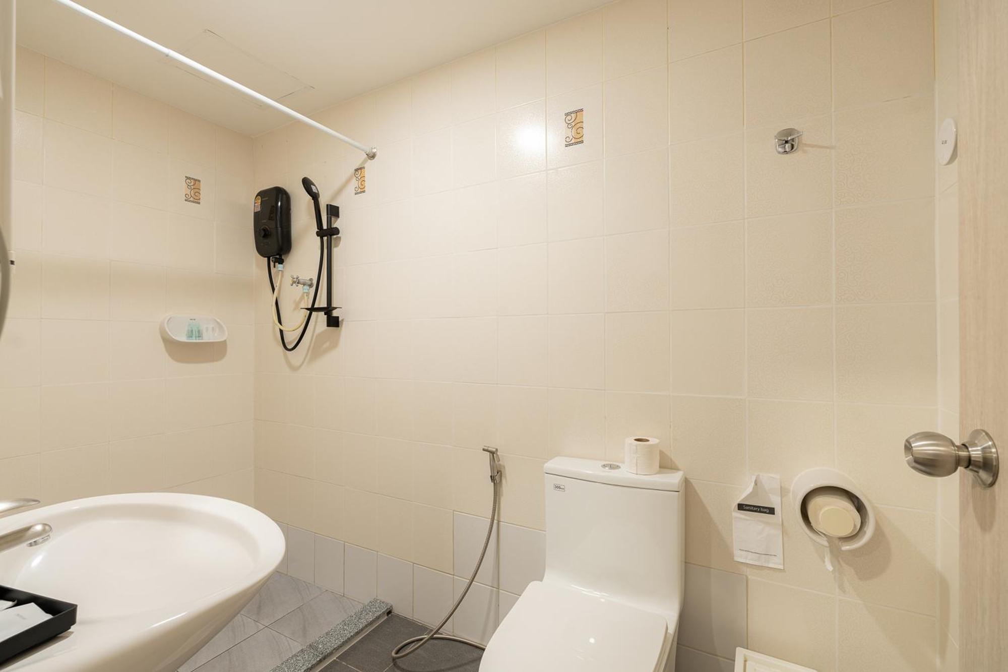 Standard Single Room no window