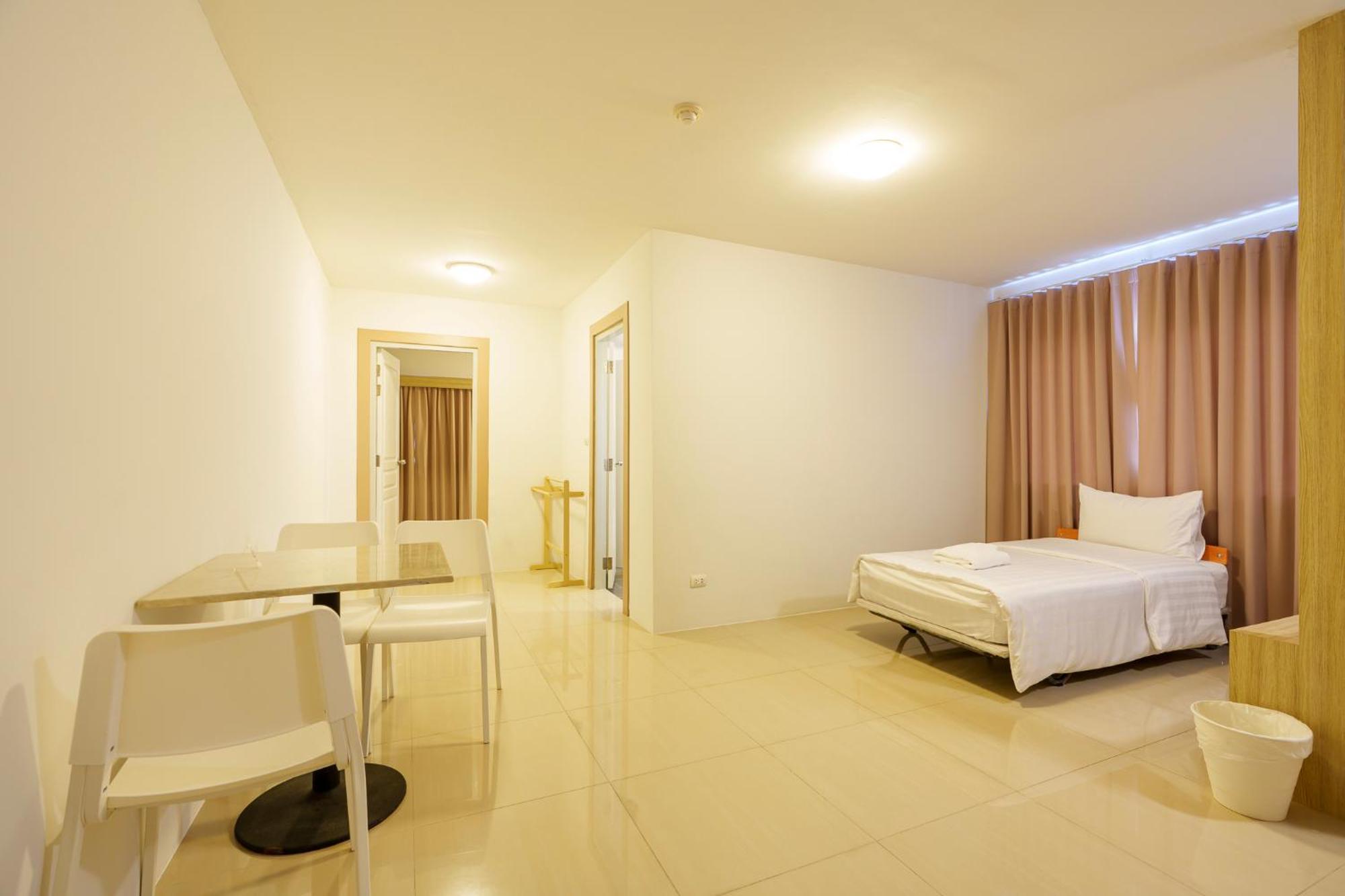 Executive Triple Room