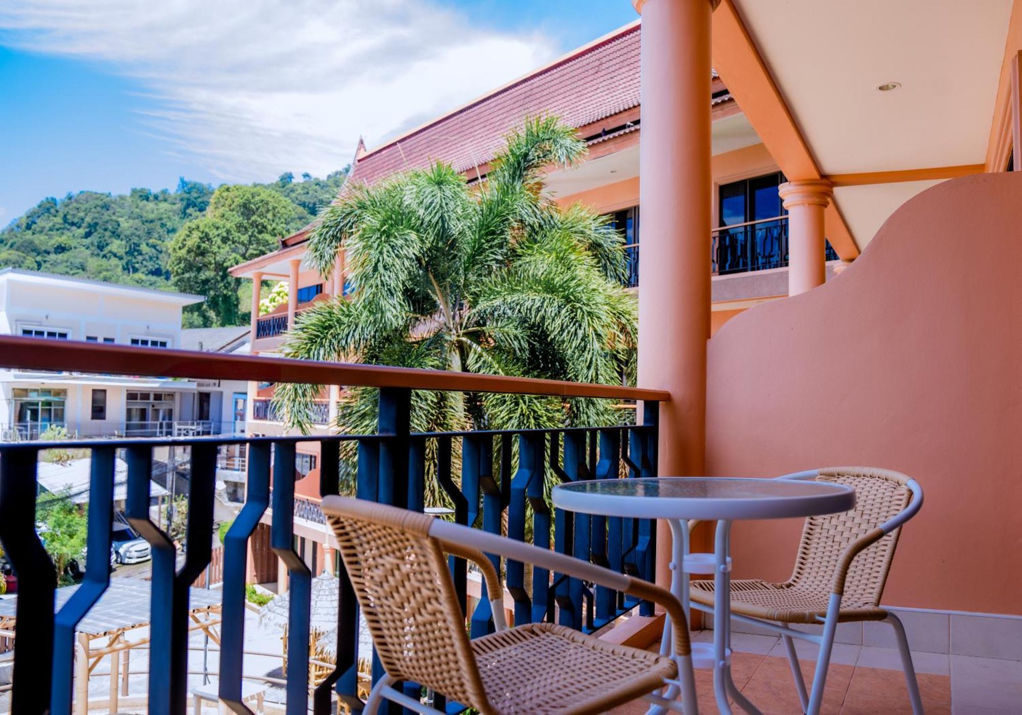 Superior Double or Twin Room Sea View
