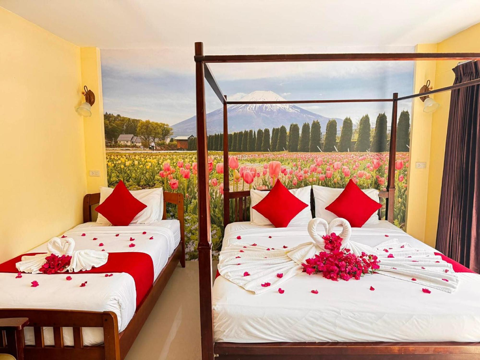 Comfort Triple Room