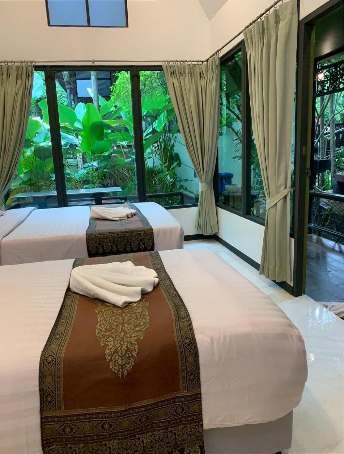 Standard Room with Two Beds