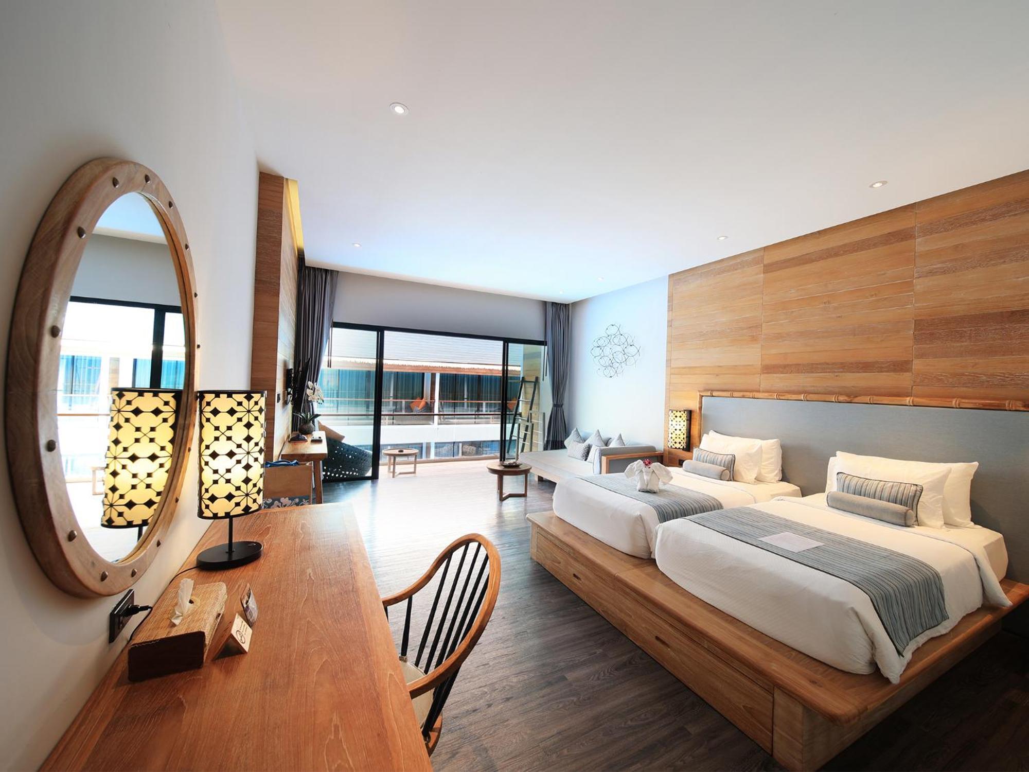 Superior Pool View Twin Room