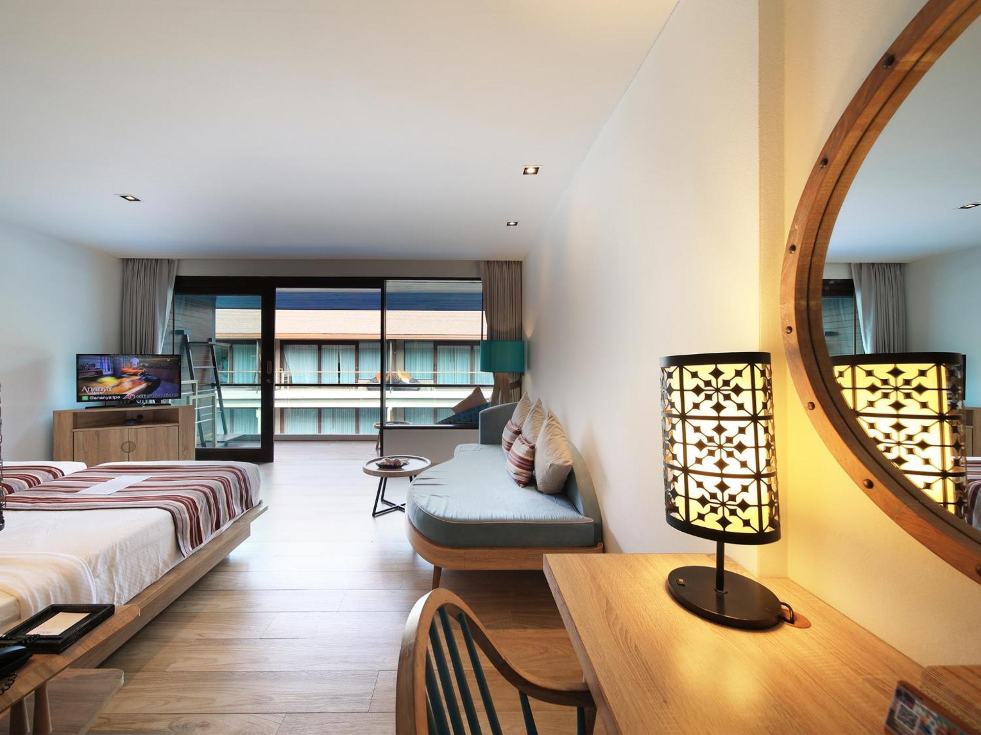 Deluxe Pool View Twin Room