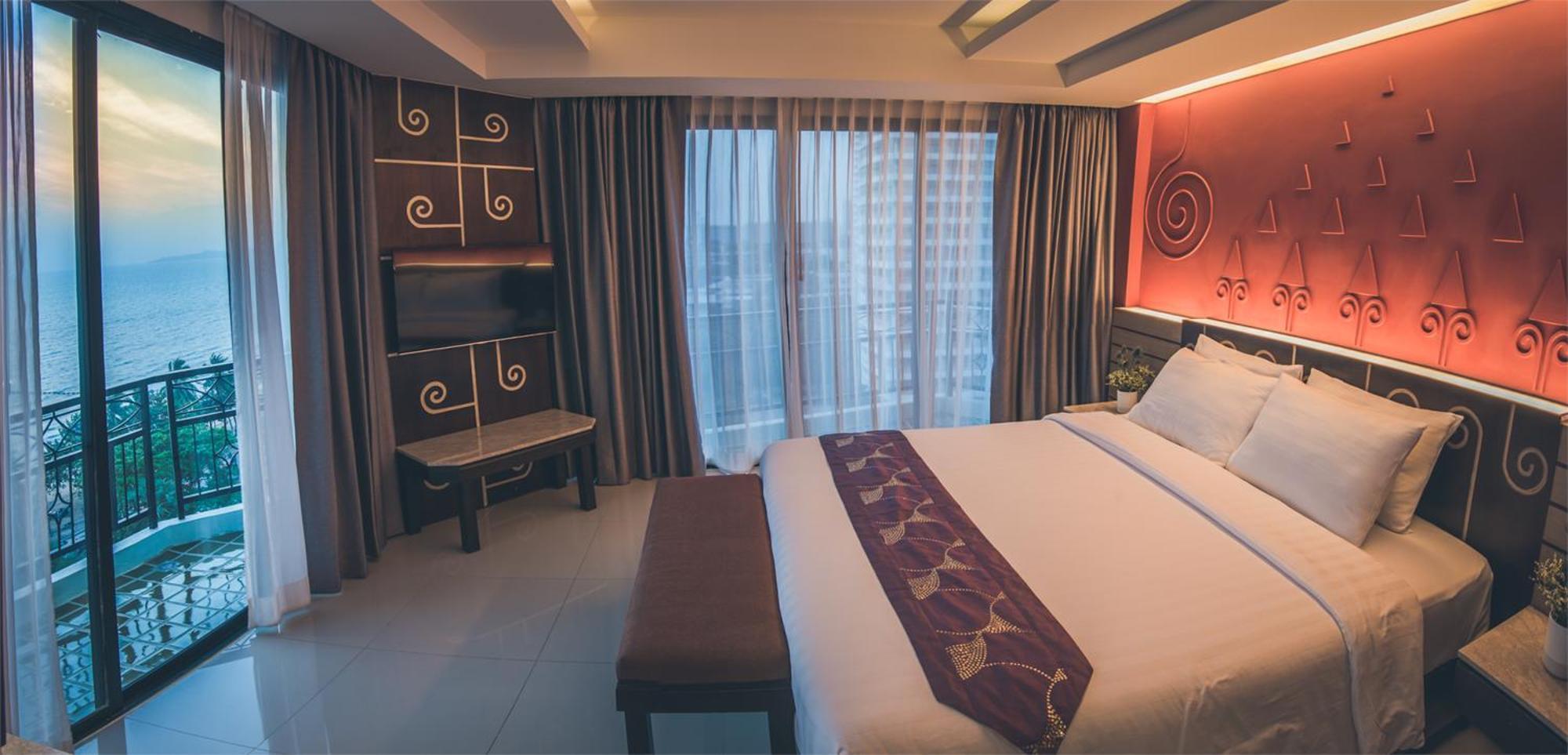 Deluxe Corner Seaview