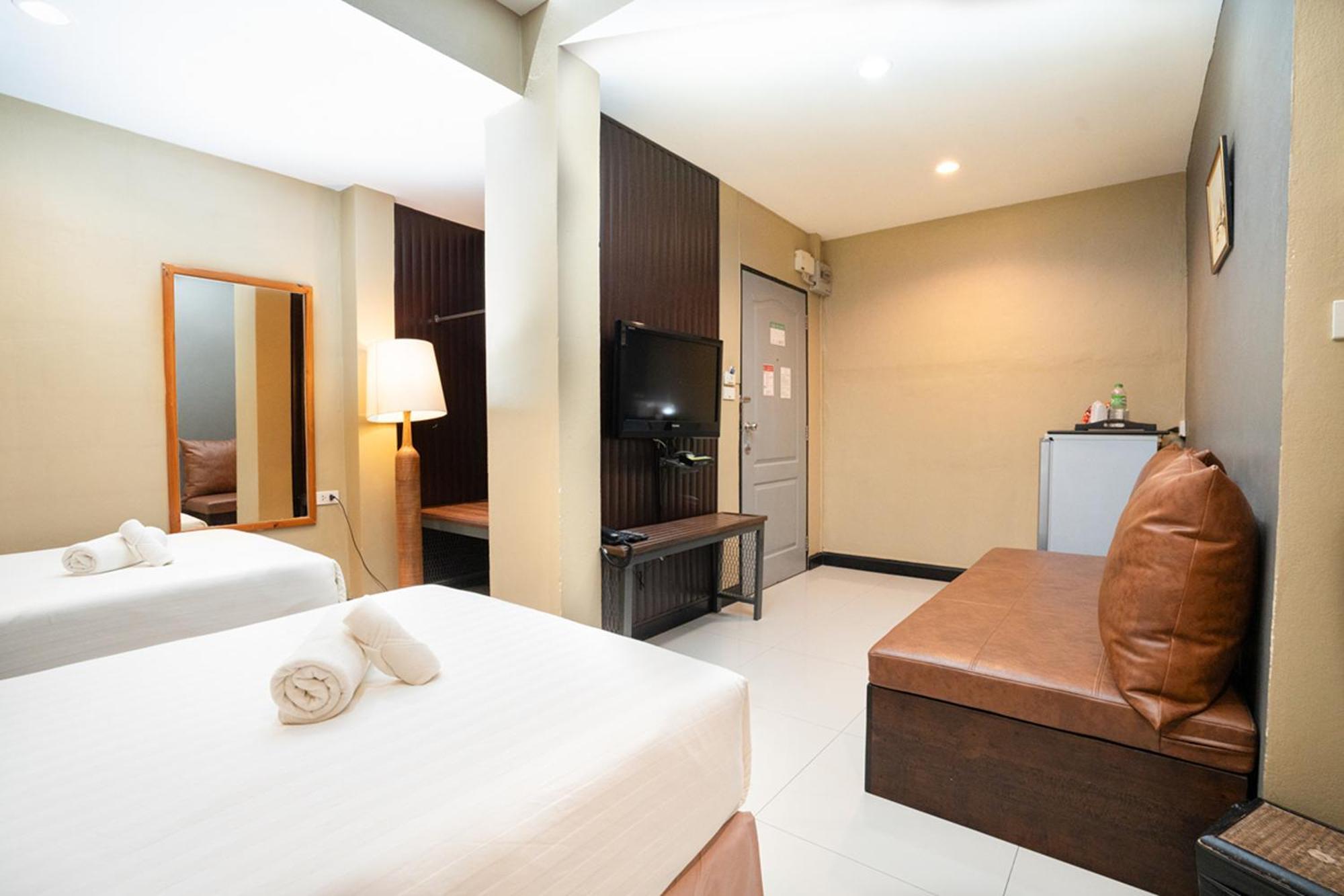 Deluxe Twin Room