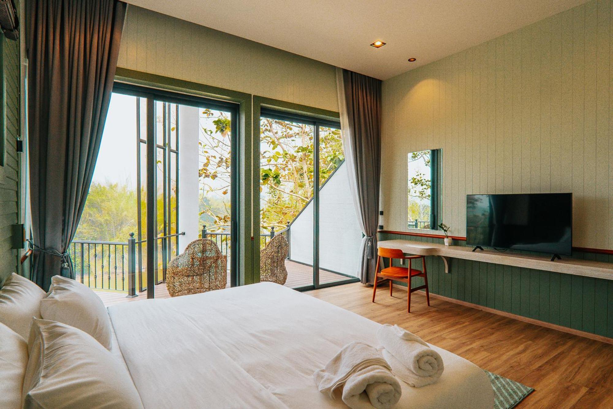 Kamer met Kingsize Bed en Balkon