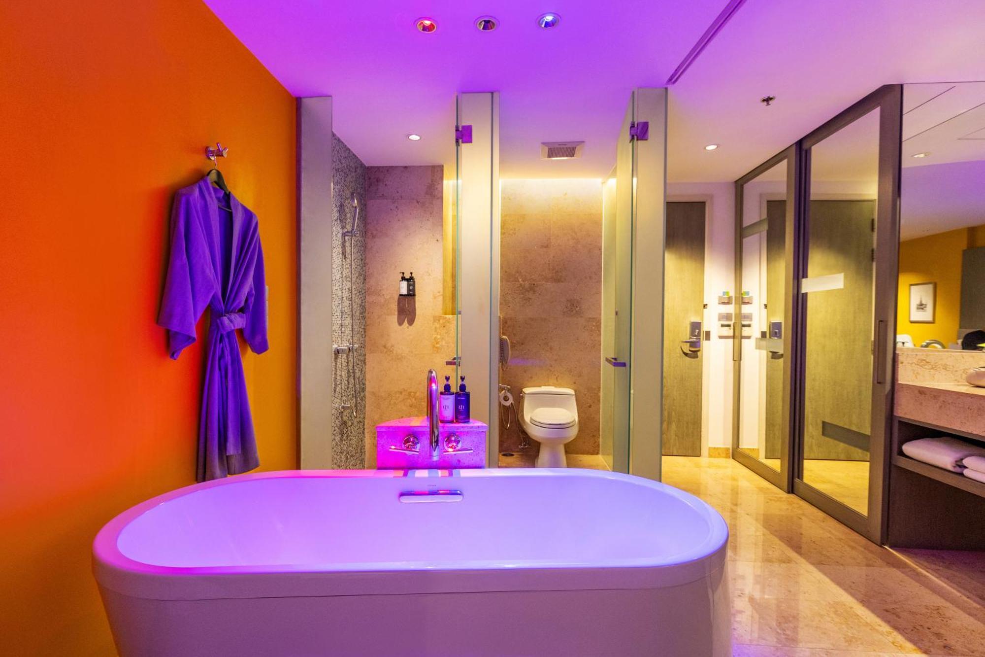 Extra Radiance Twin Room